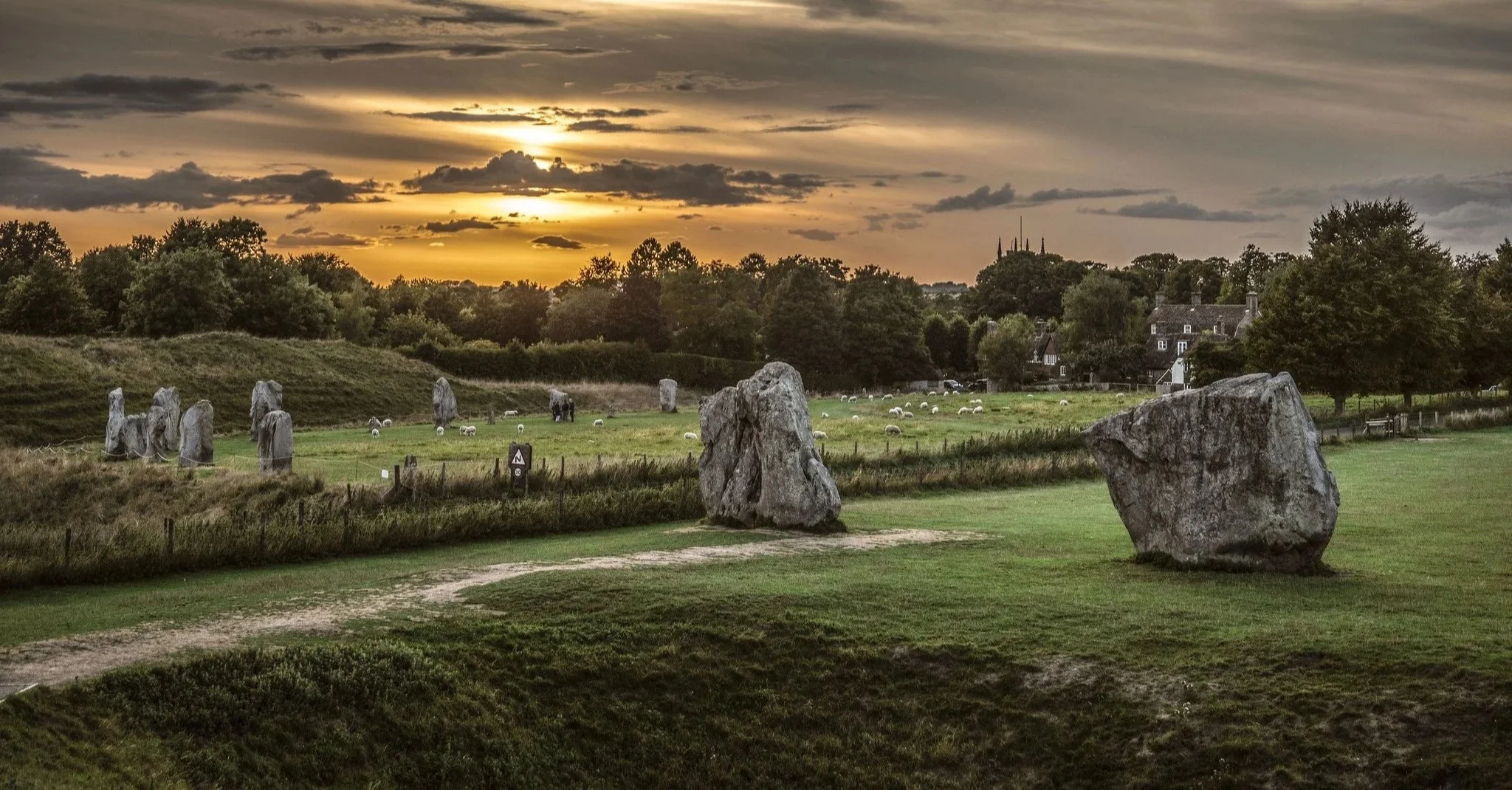 Avebury 