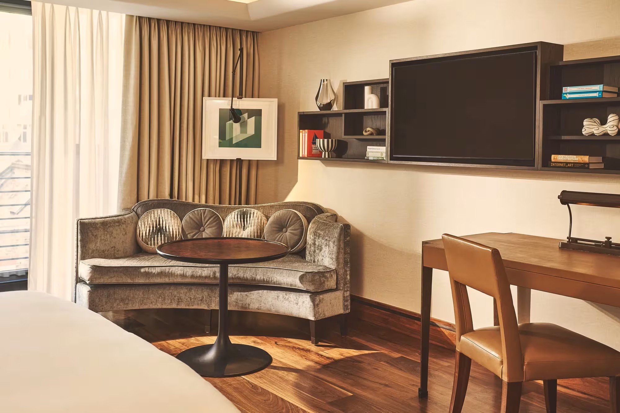 Contemporary Deluxe Room