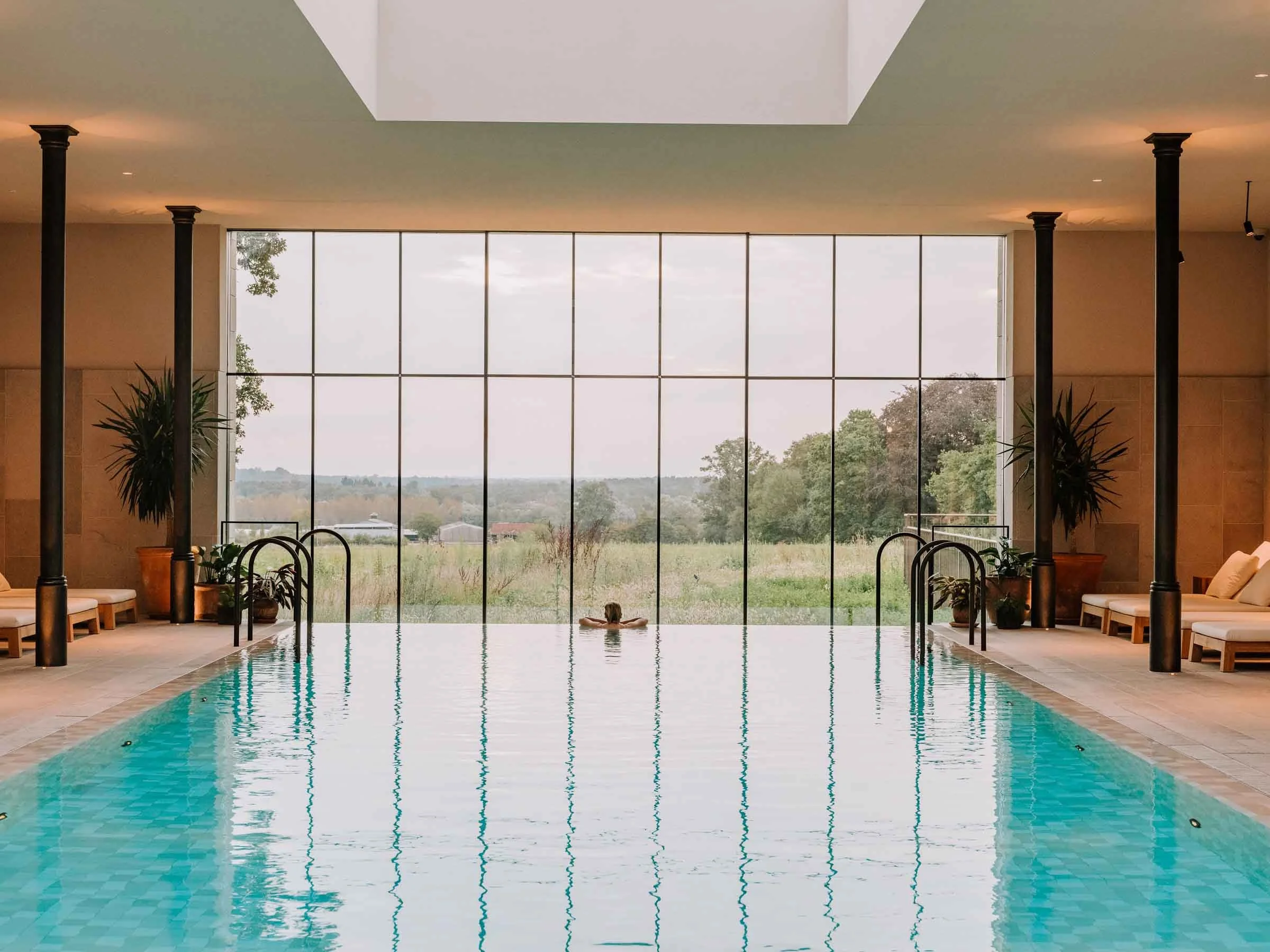 hp_waters_view spa pool.jpg