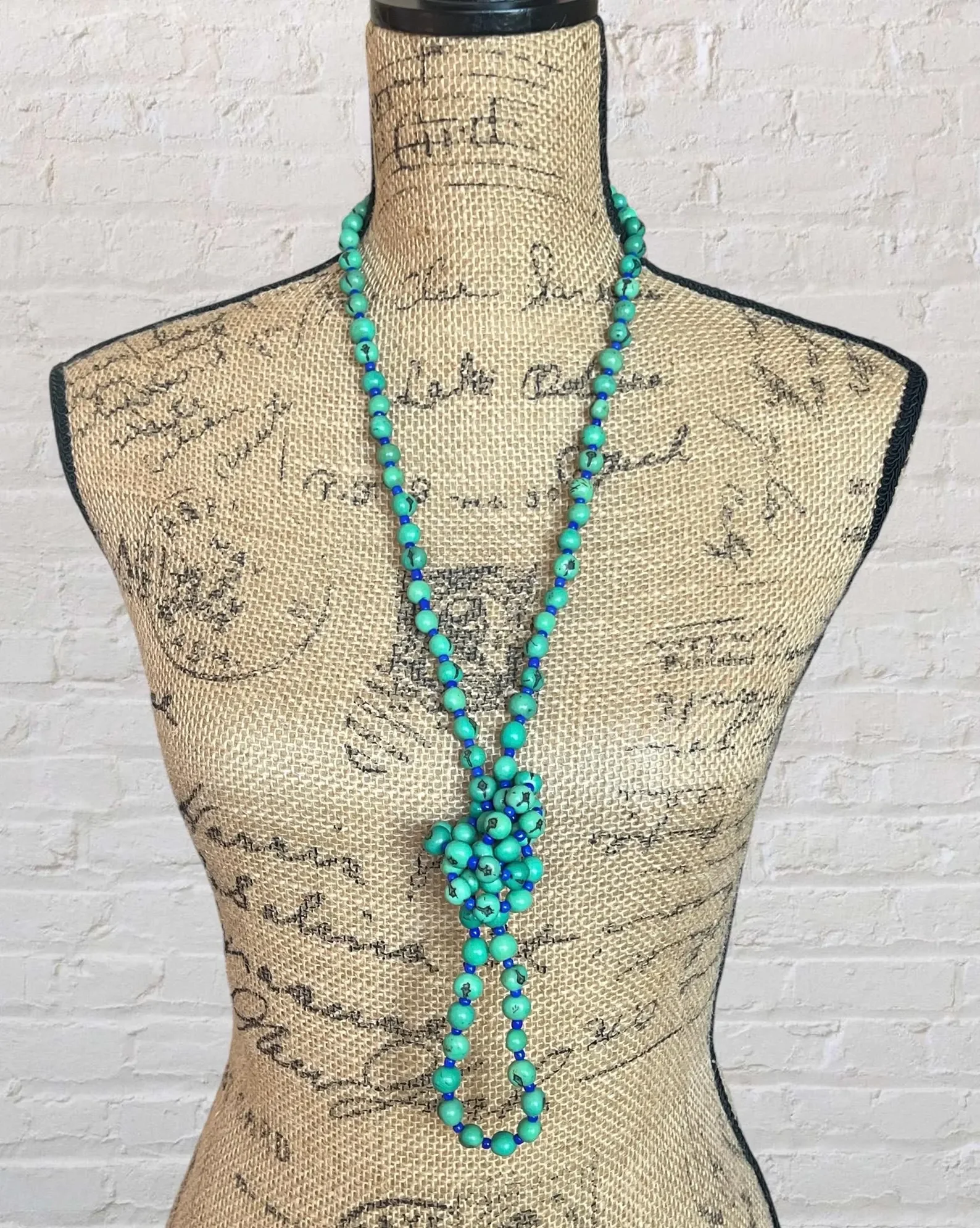 jade knotted.webp