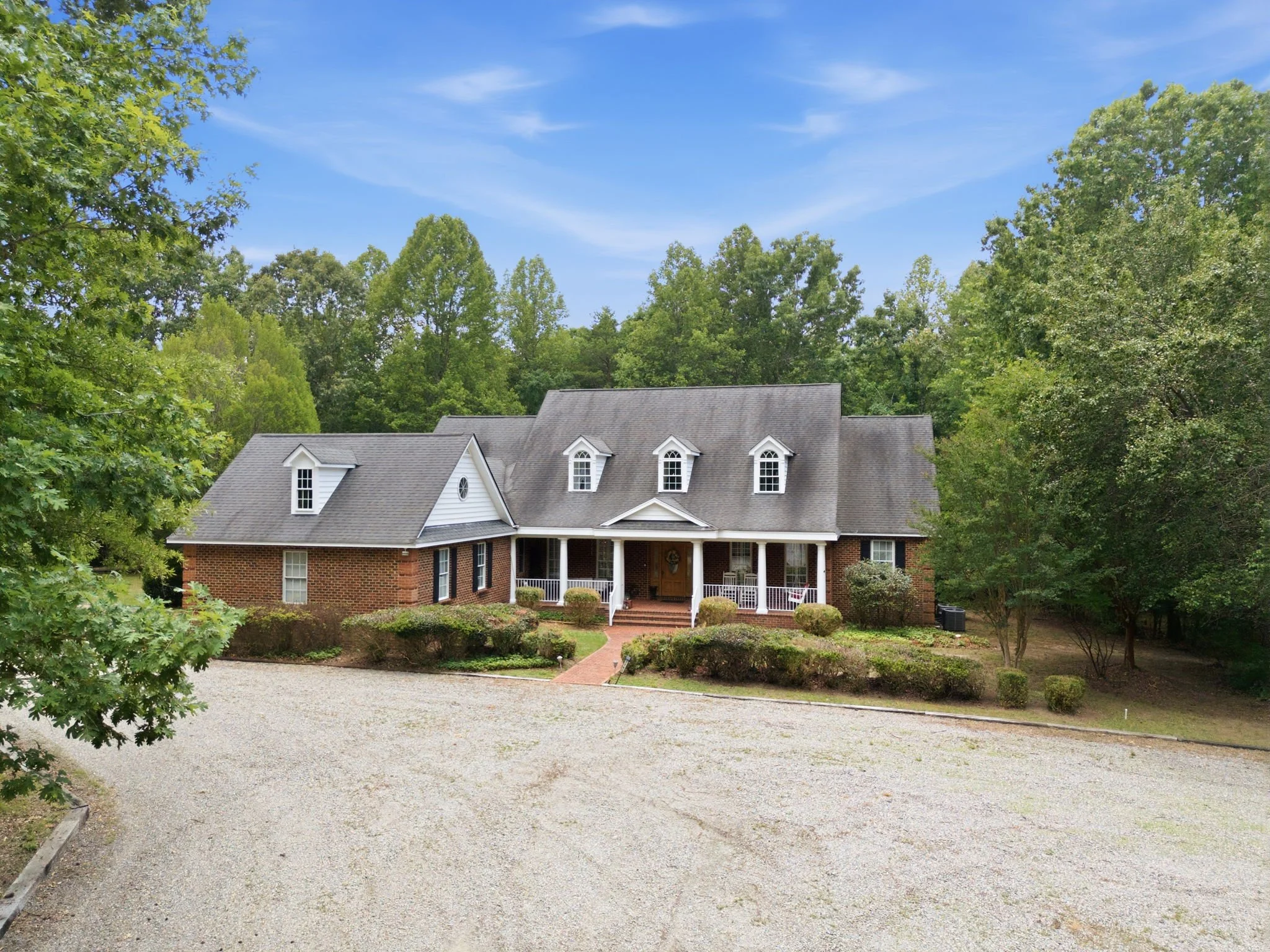 Image of the exterior of 2065 Garrett Lane listed by Tracy Kerzanet