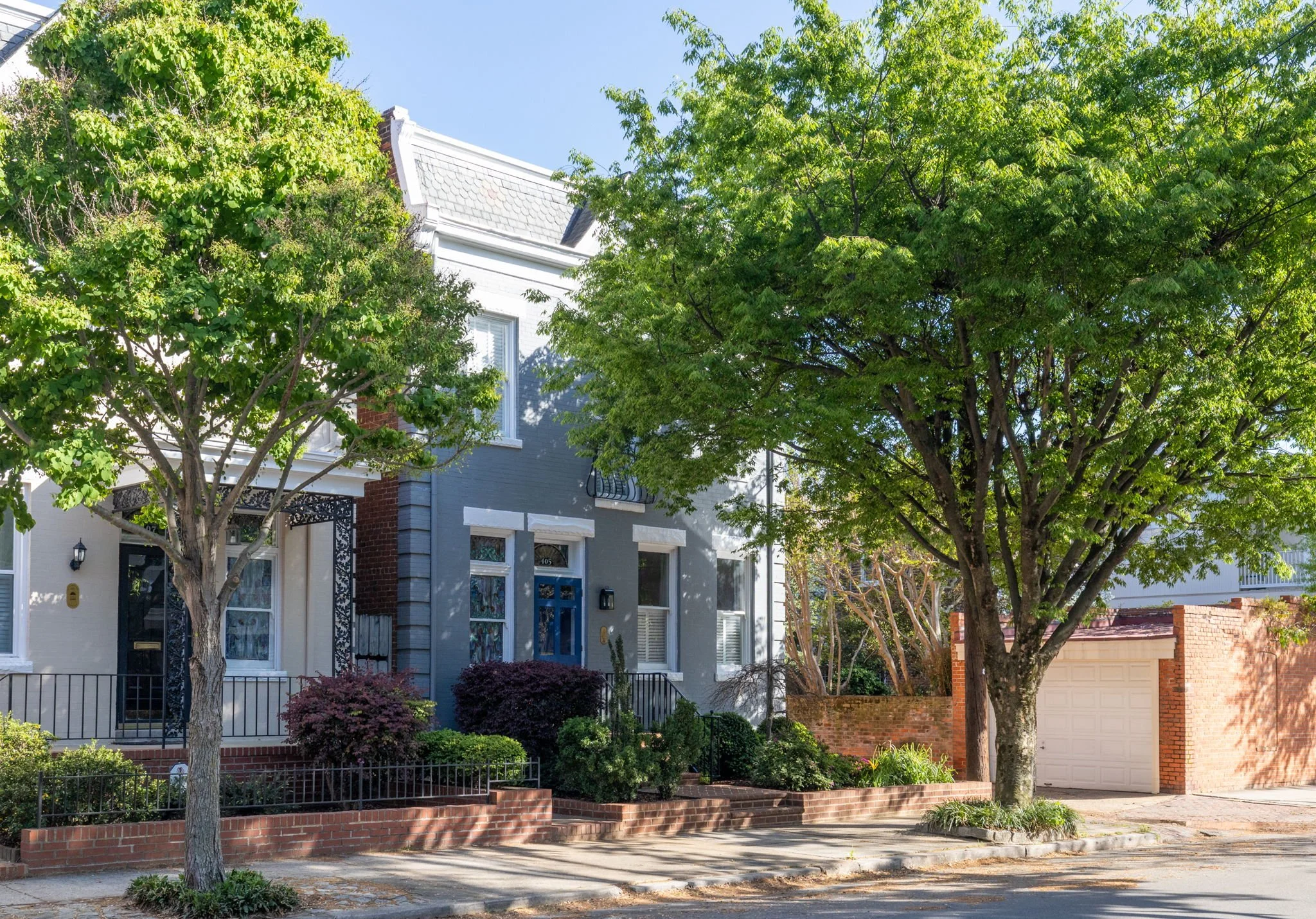 Image of the exterior of 405 N Shields avenue, listed by Tracy Kerzanet