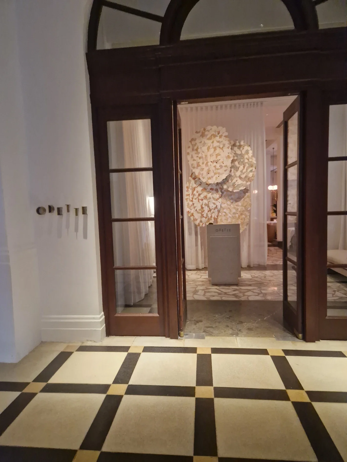 Odette-Singapore-restaurant-the-cuisine-journal-5.webp