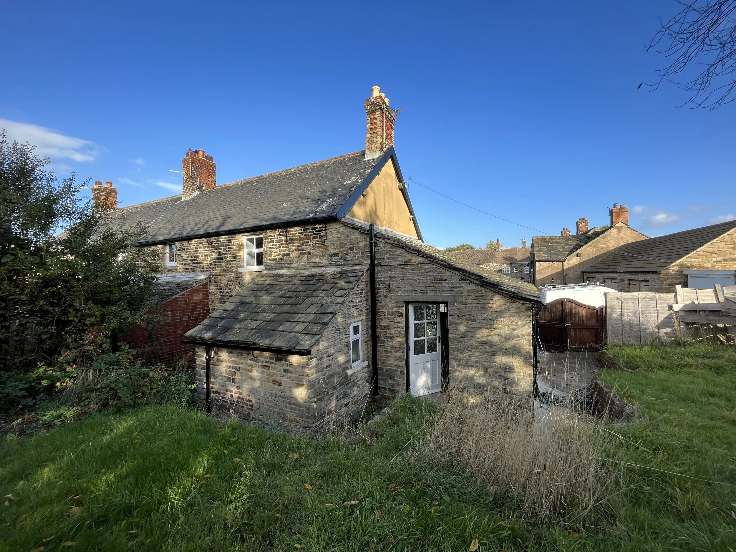 Existing property before construction of the double storey side extension.