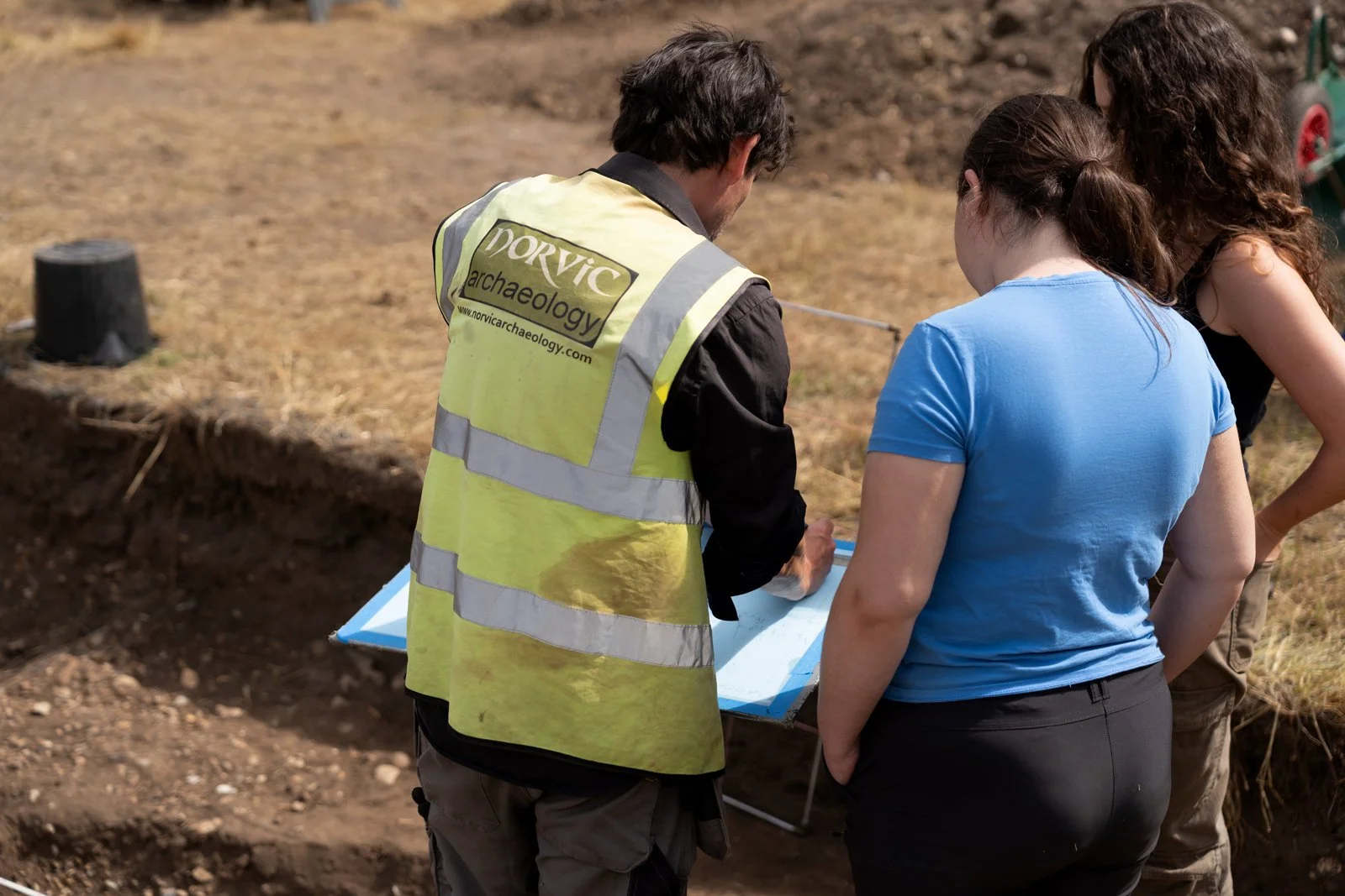 Caistor-Roman-Project-Dig-Norfolk-Team-Norvic.jpg