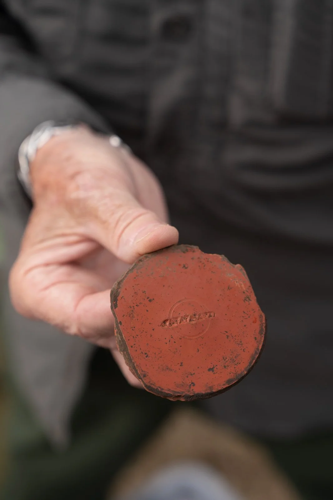 Caistor-Roman-Project-Dig-Norfolk-Team-Small-finds-pottery.jpg