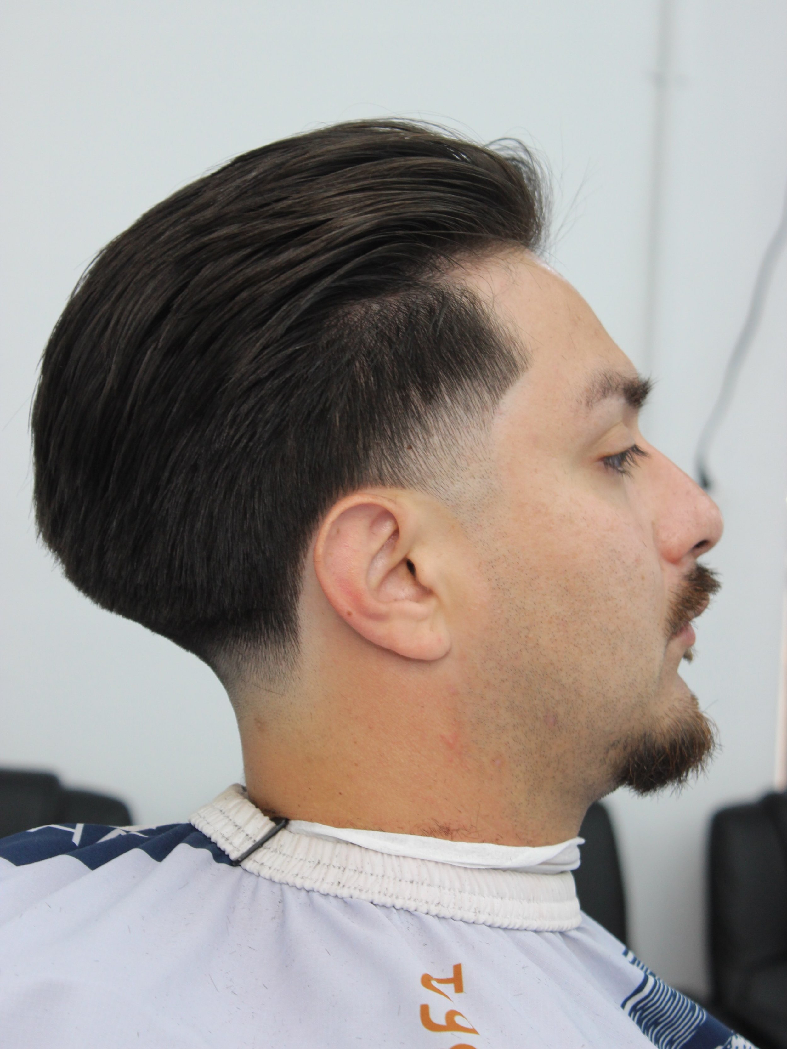 classic slick back w mid taper 💈 looking for something like this click the link on the bio or call ☎️ (805)-253-0599
#oxnardbarbers #oxnardbarbershop #fyp
