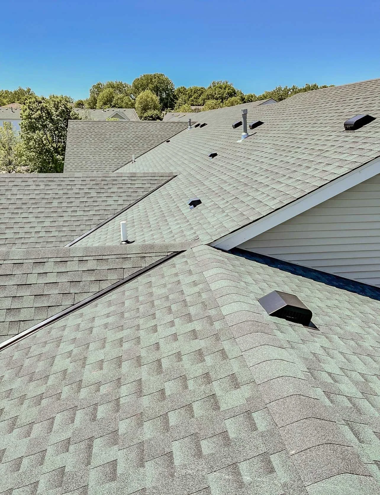 Hunter Green Multi-Family Roof