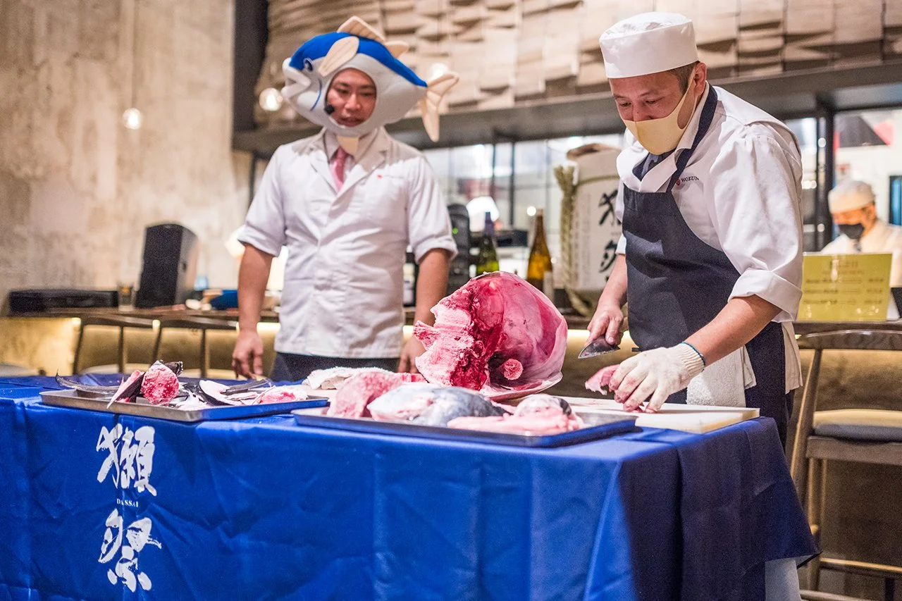 wokuni-tuna-cutting-show-8.jpg