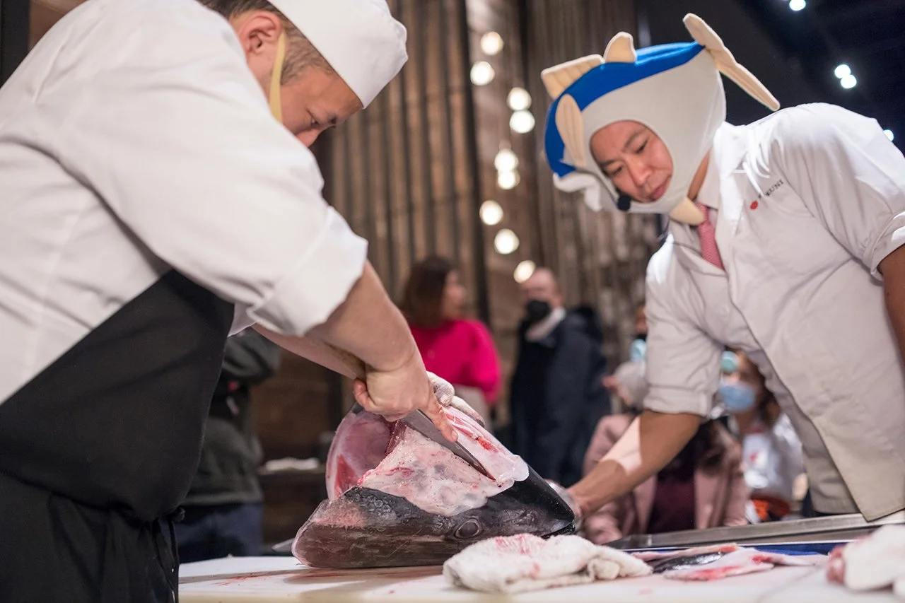 wokuni-tuna-cutting-show-10.jpg
