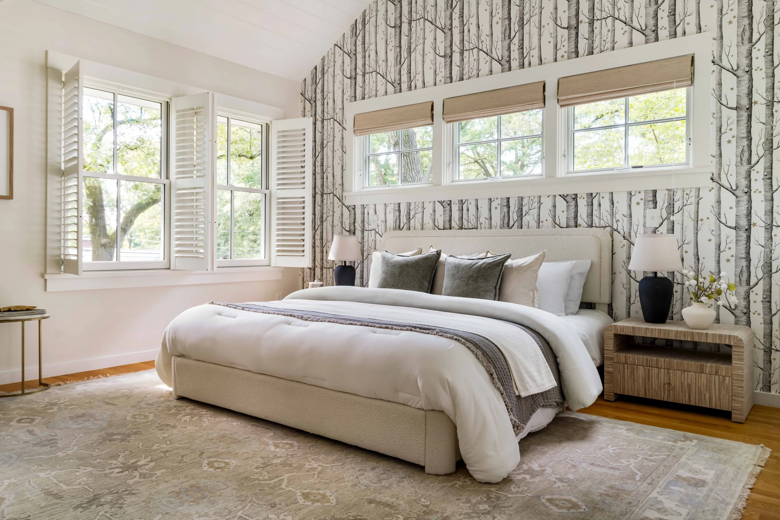 Primary Bed & Bath-0985313.jpg
