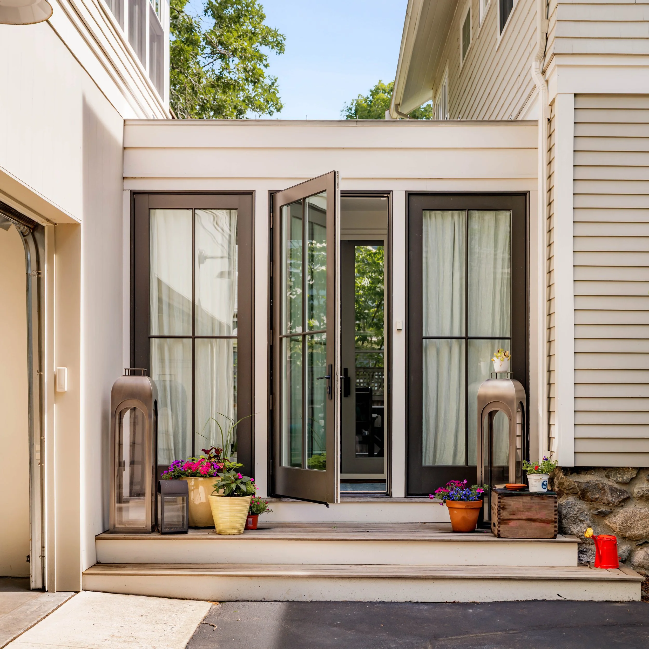 Exteriors-0985818.jpg
