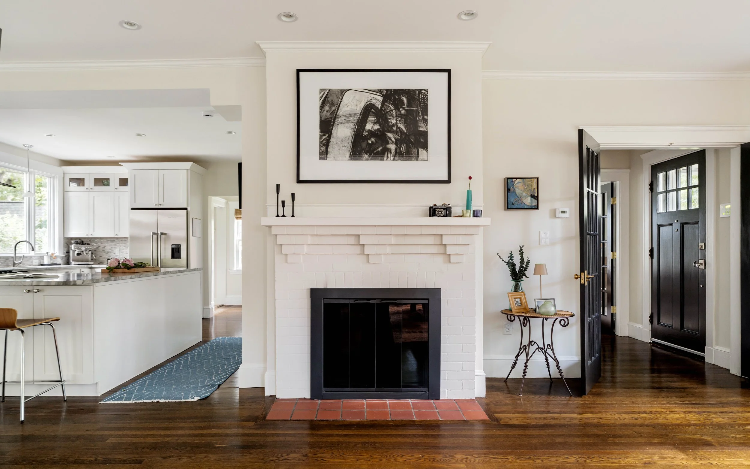 Living Room-098567.jpg