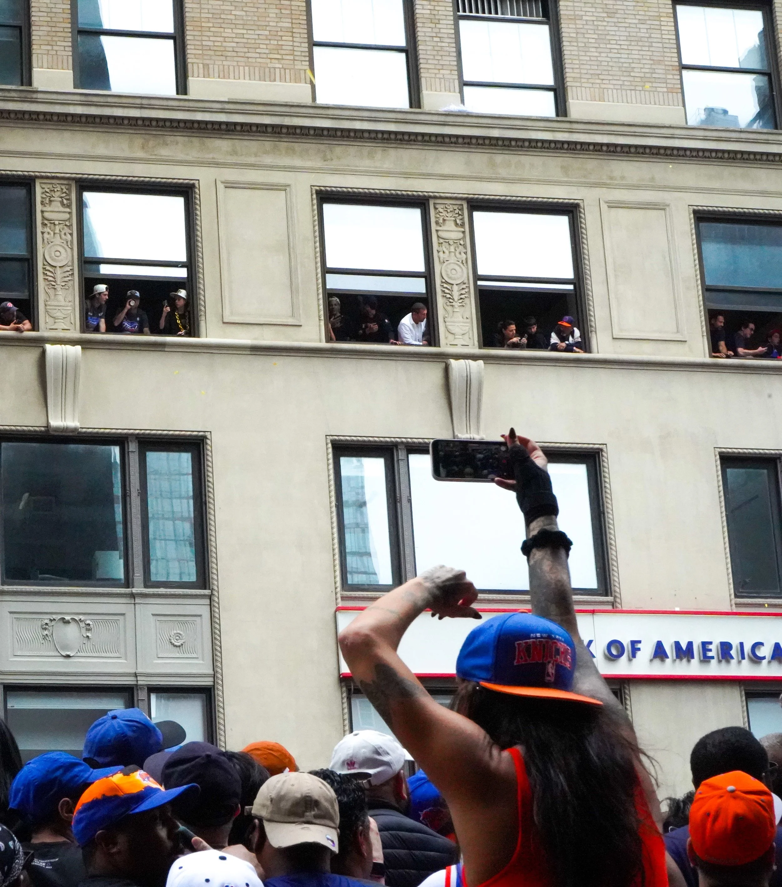 knicks phone.jpg