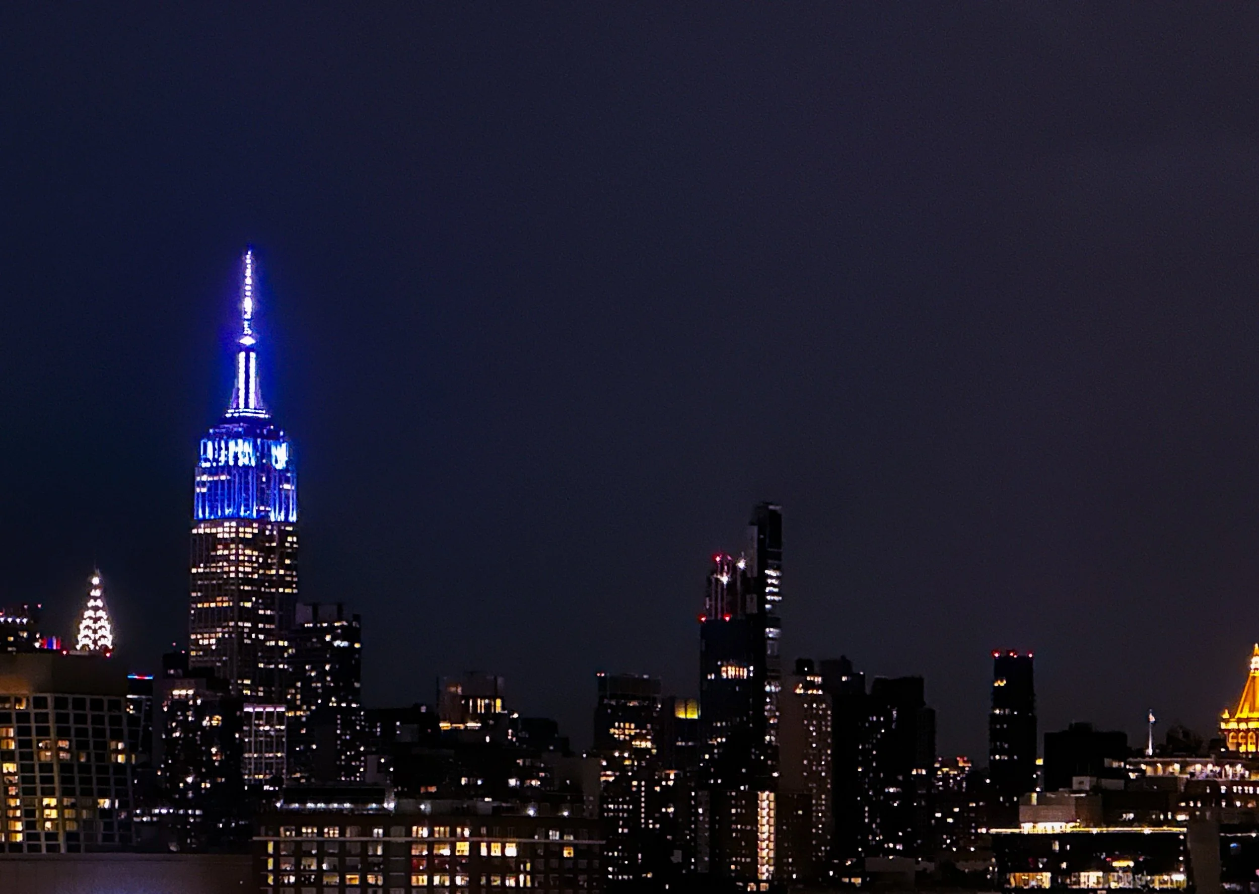 Empire_State_Building_shines_purple_for_Swift_Kelc_26185096755159.jpg