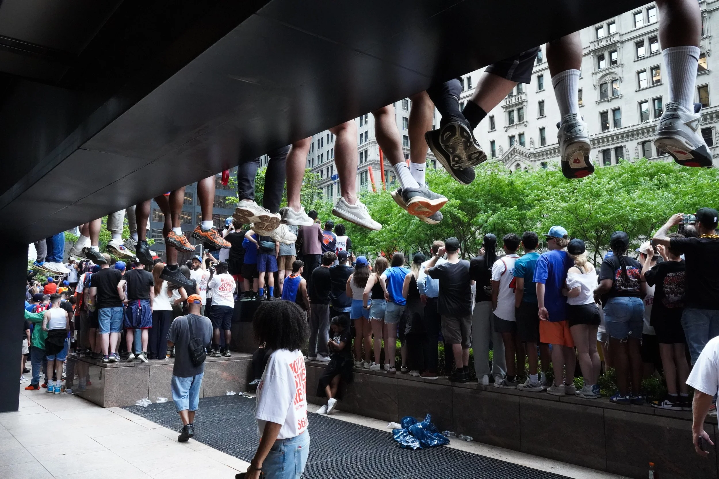 new york knicks fans.jpg