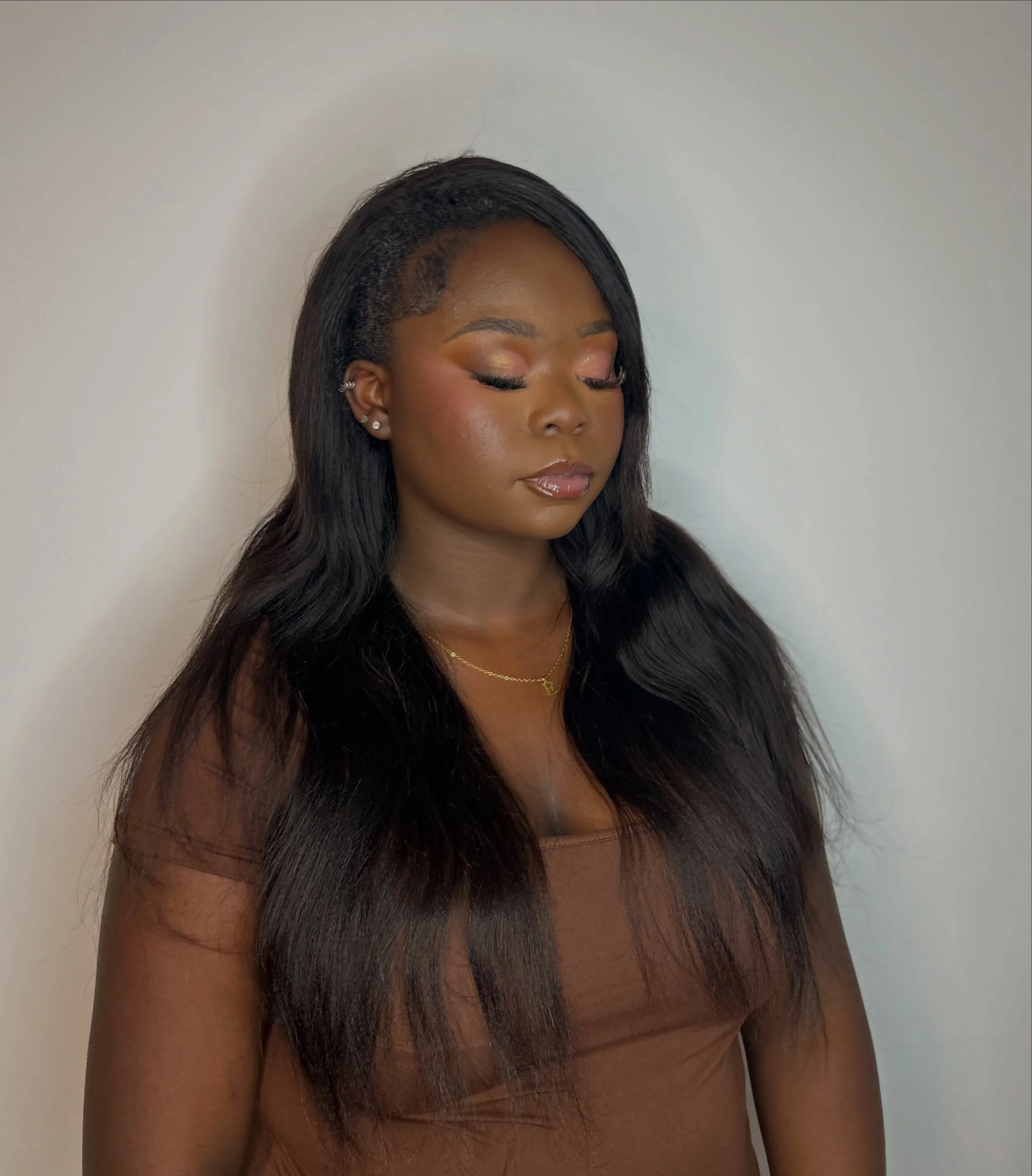 Still can&rsquo;t get over this look. ✨

Full glam with a flawless finish.

Appointments are open. DM to book your glam!!