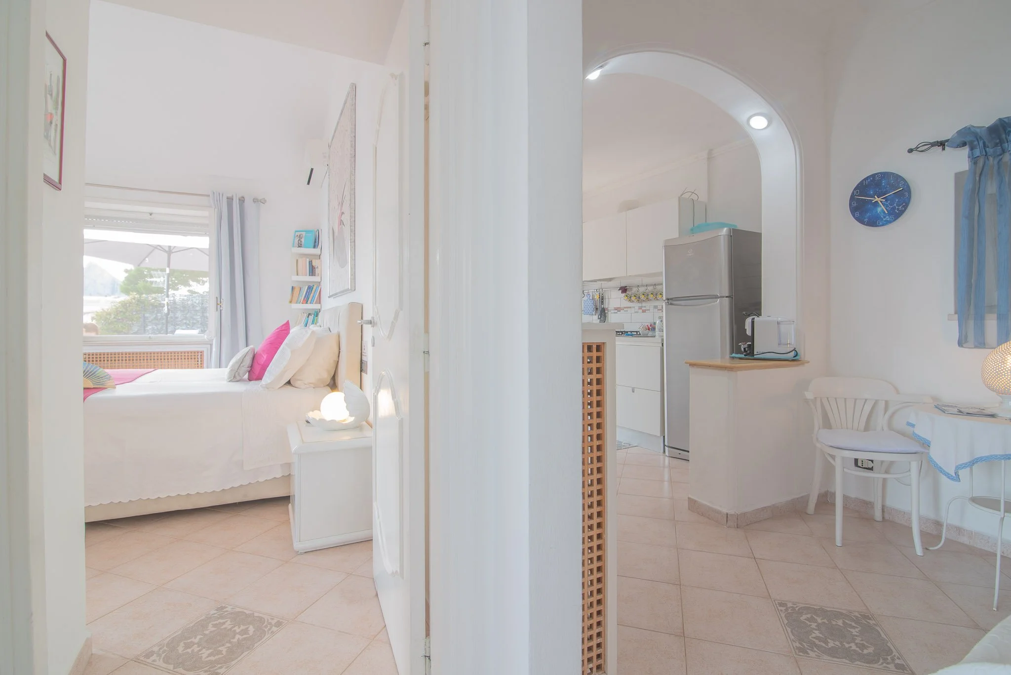 marvelous-capri-vacation-rental-hallway-view..jpg