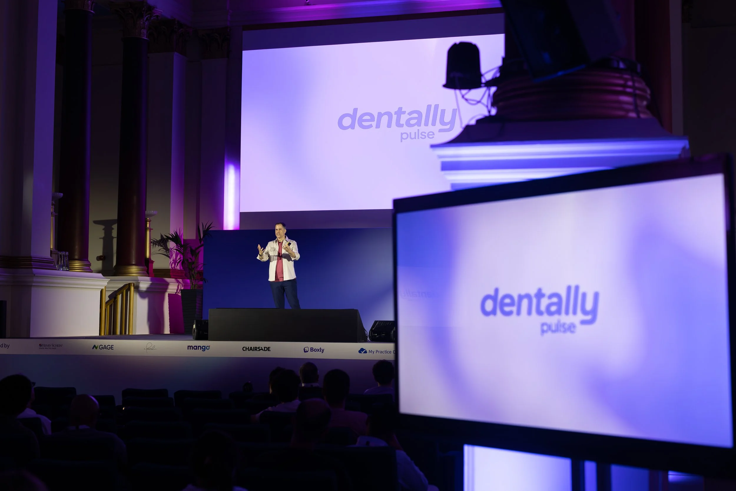 DENTALLY LIVE / Corporate Events Photography at BMA House, London.
