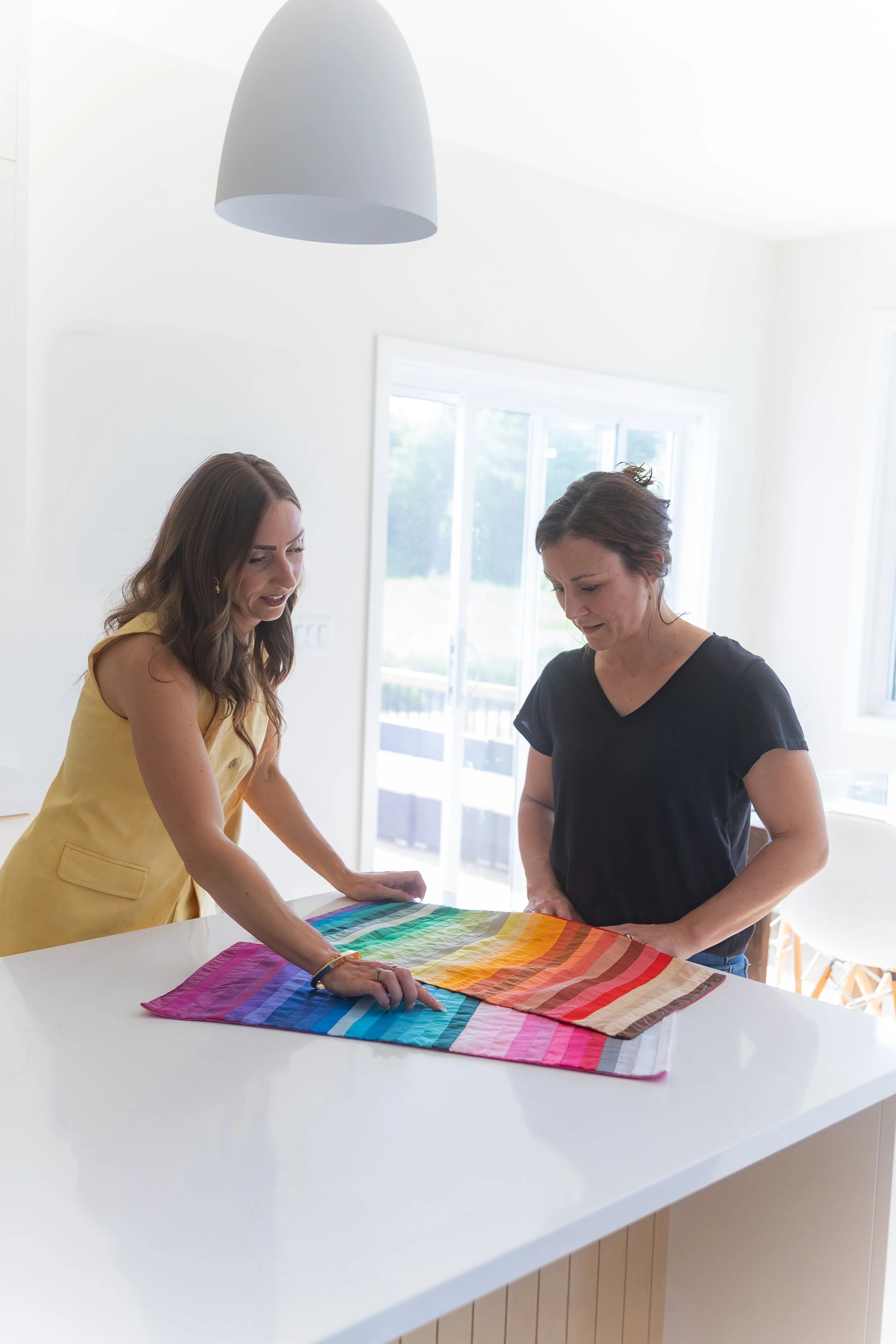 Personal styling services for women in Ottawa and the Ottawa Valley. Personal stylist for motivated females, especially professionals. Colour analysis Ottawa and Petawawa.
