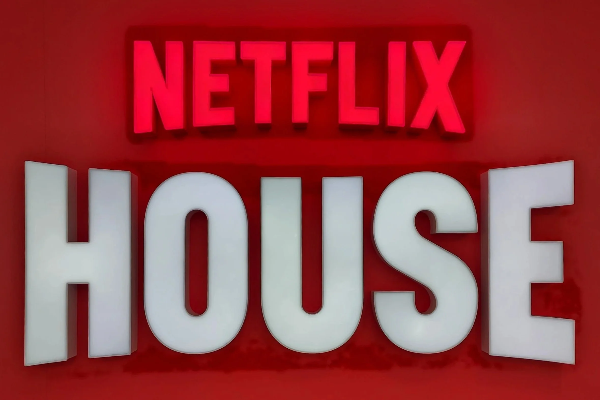 The Netflix Universe Comes to Dallas
