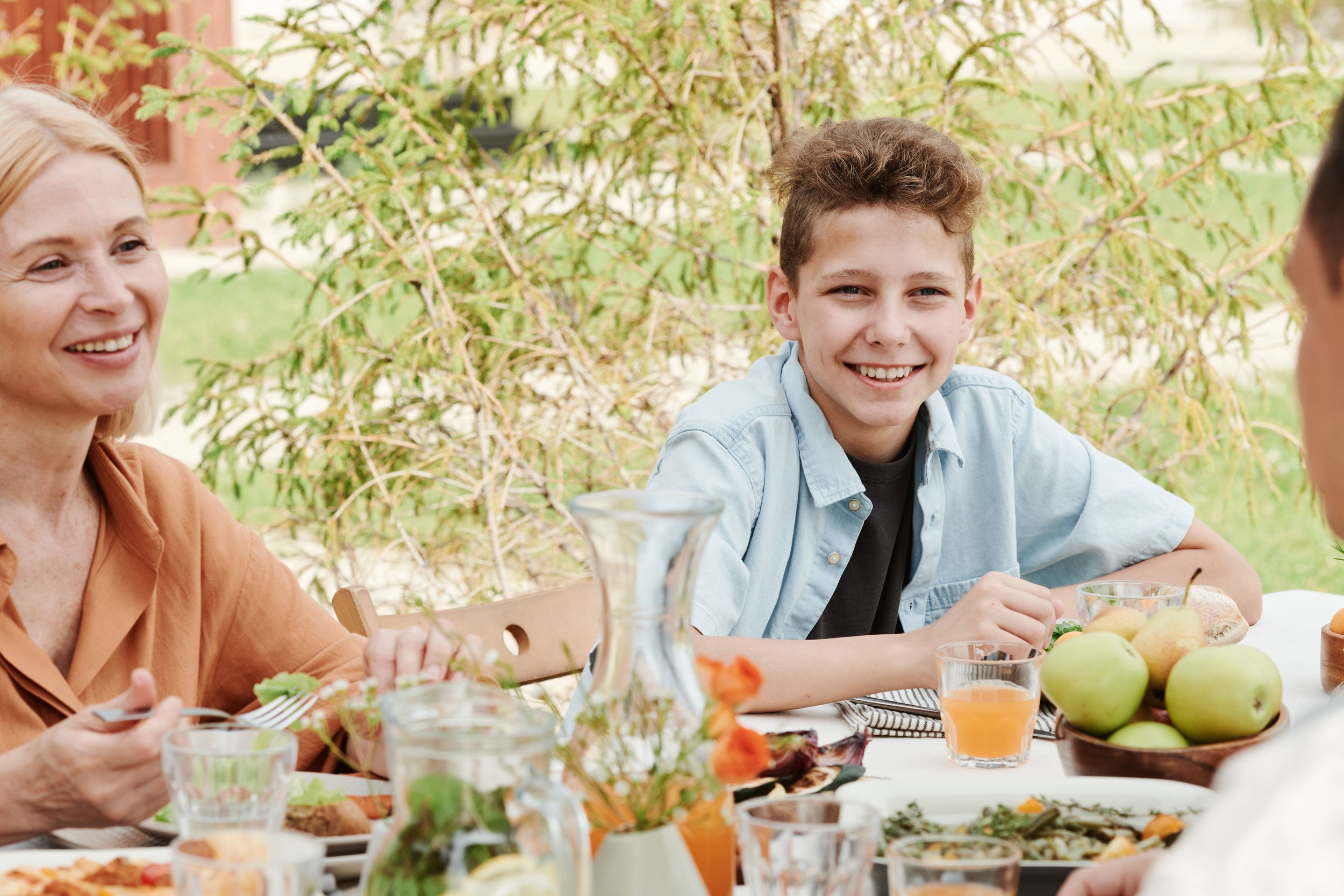 Why Your Middle Schooler Eats Nothing at Dinner and Then Wants Food at Ten PM
