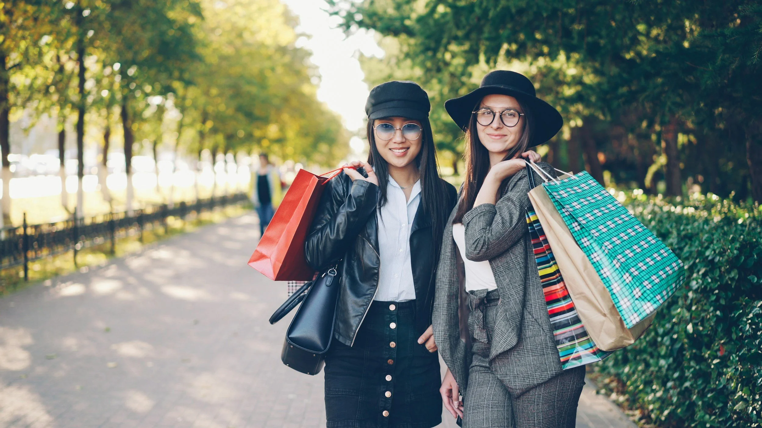 Shopping Bags Icon