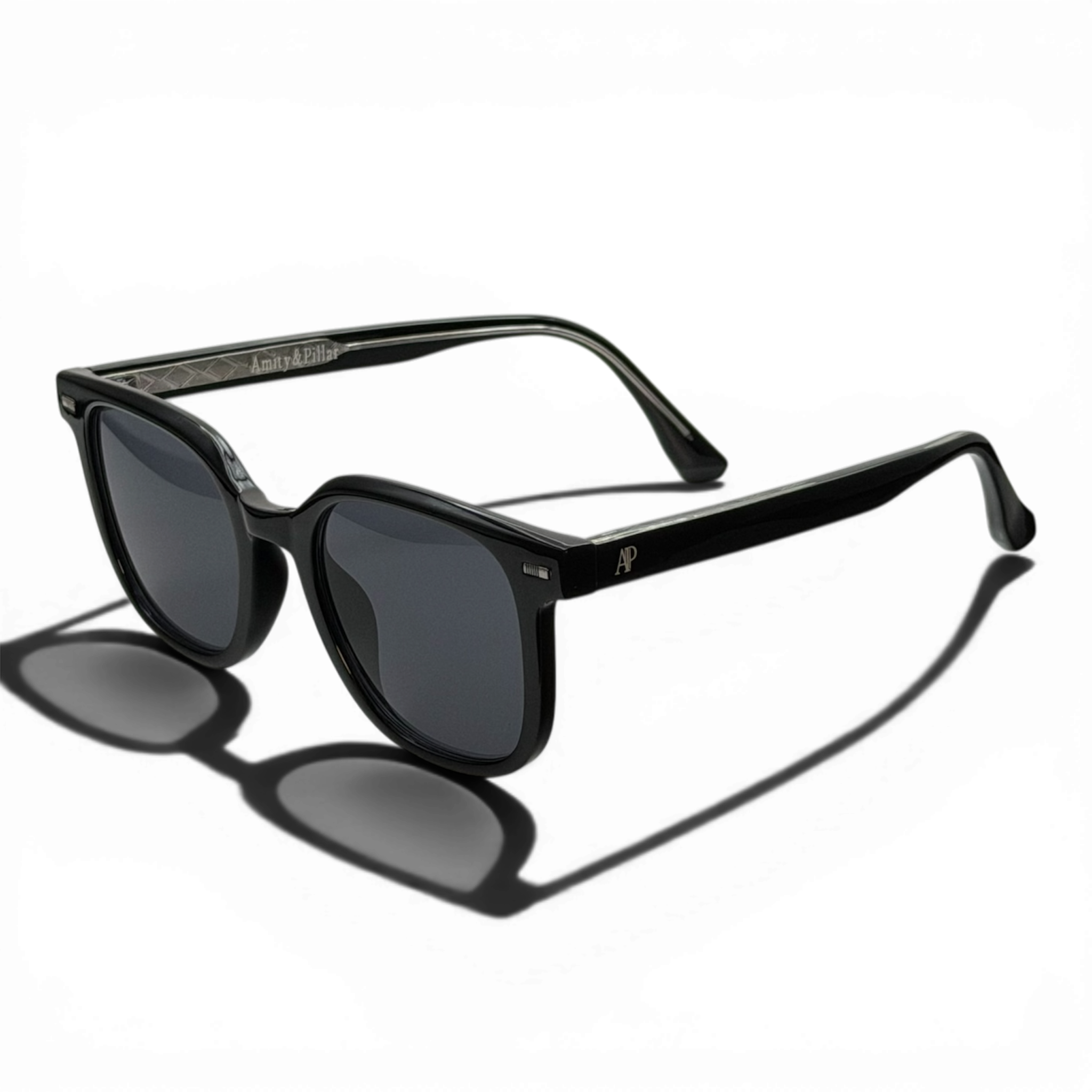 Aeneas black transparent web.png