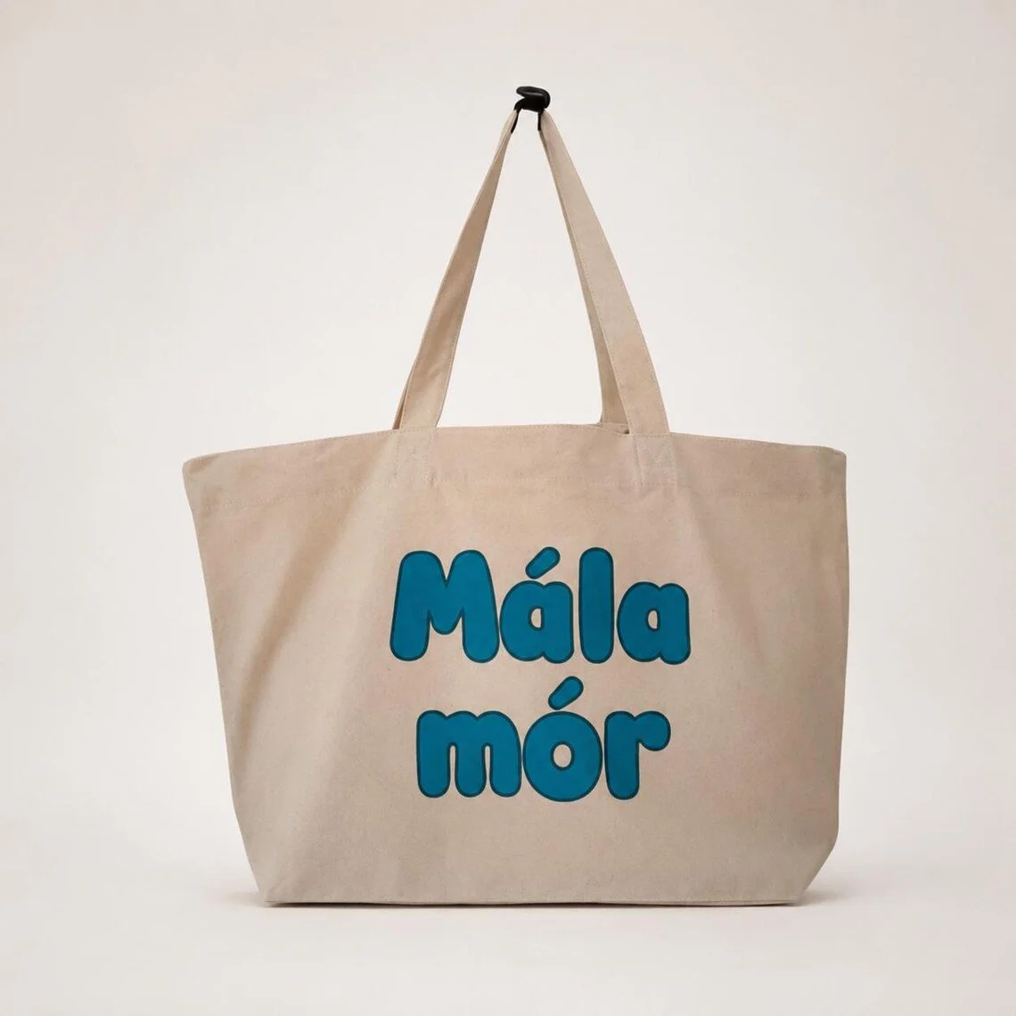 Irish language tote bag featuring the phrase Mála Mór