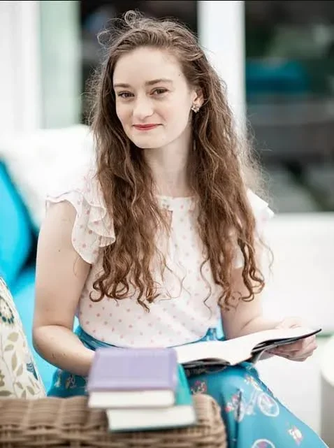 Alexandra Overy
