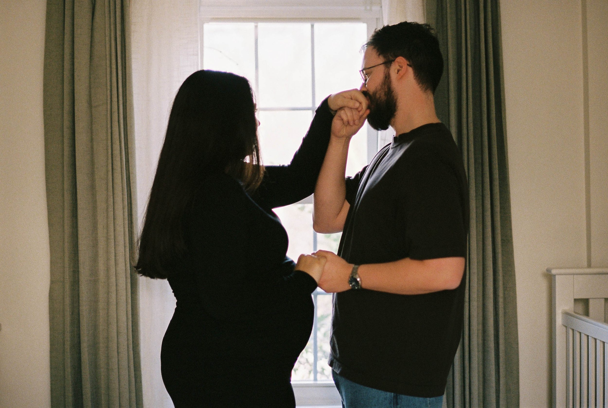 lifestyle-maternity-session-richmond-va.jpg