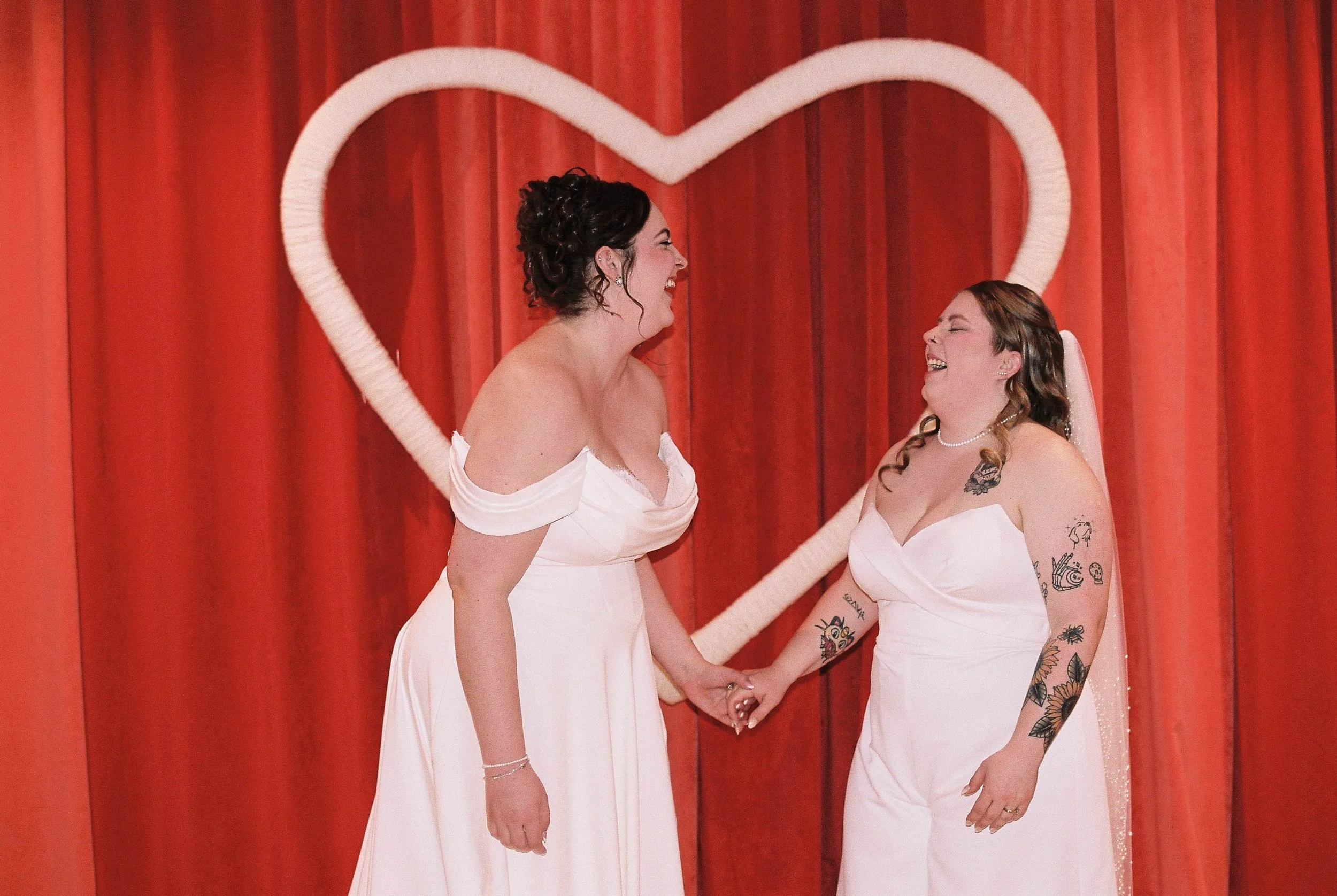 Spring Wedding at Lucky in Love Chapel in Richmond, VA | Hannah Louise Photo