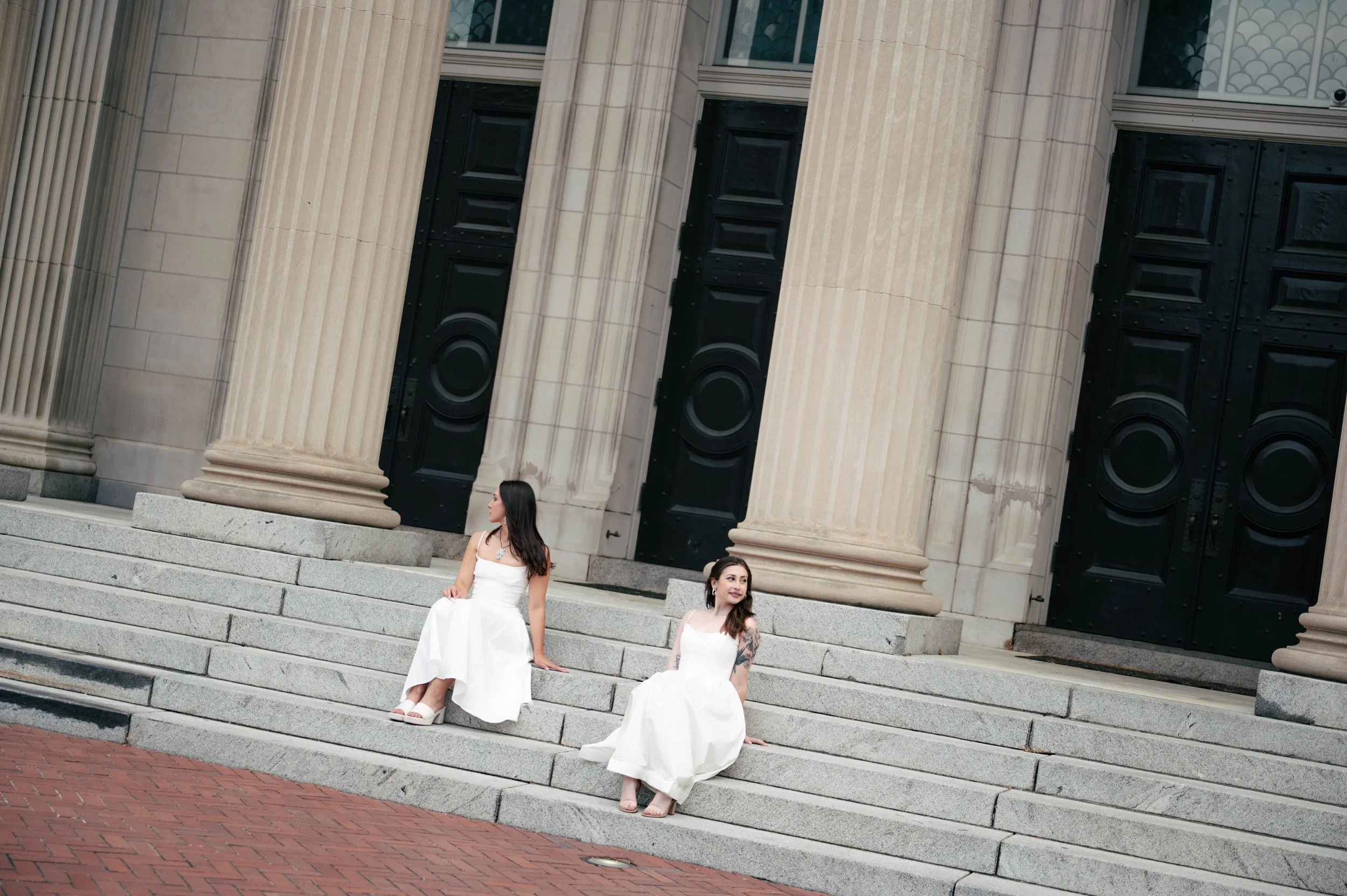 richmond-city-street-vcu-grad-session-hannah-louise-photo.jpg