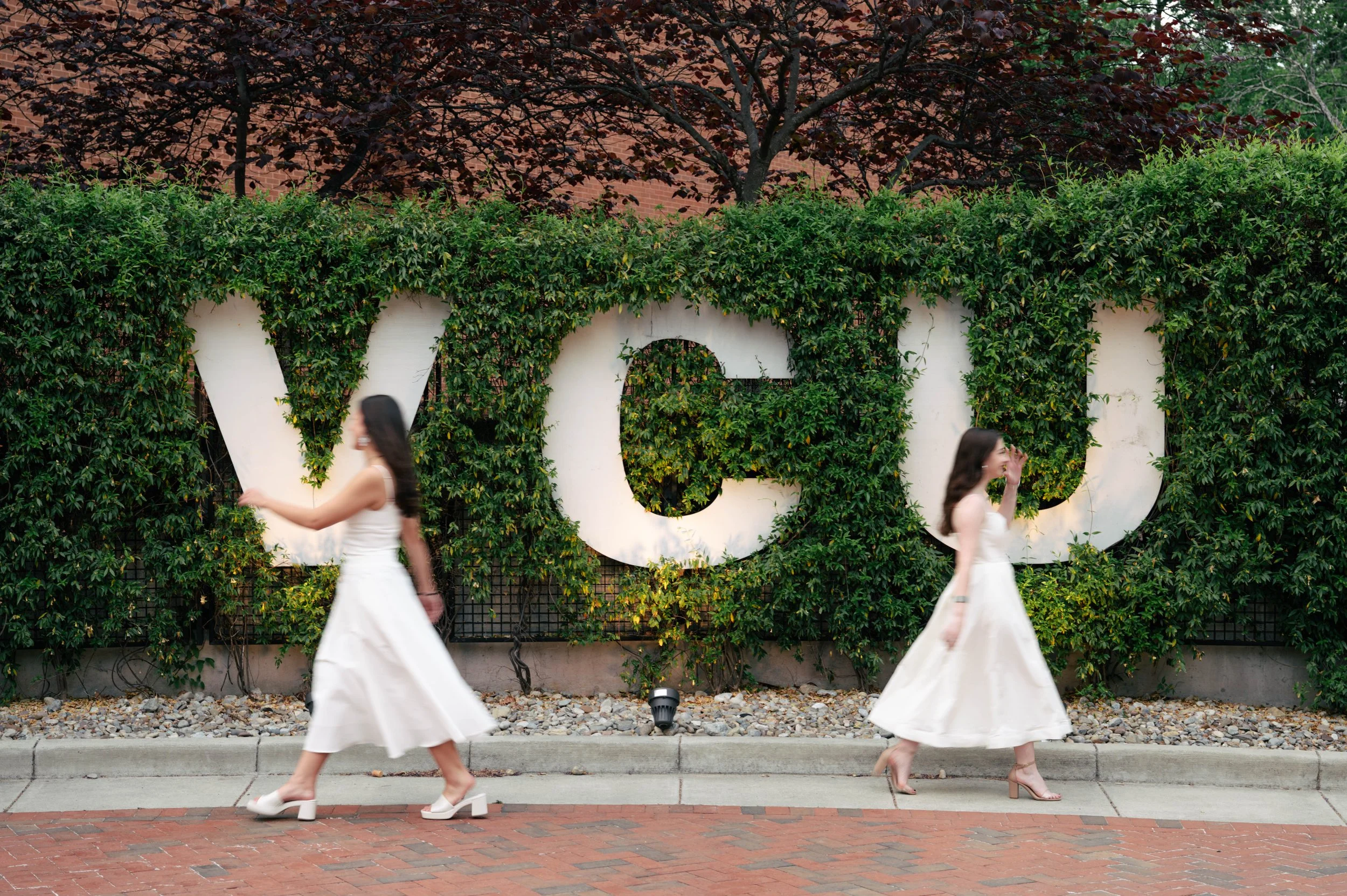 vcu-graduation-sign-richmond-photographer-hannah-louise-photo.jpg