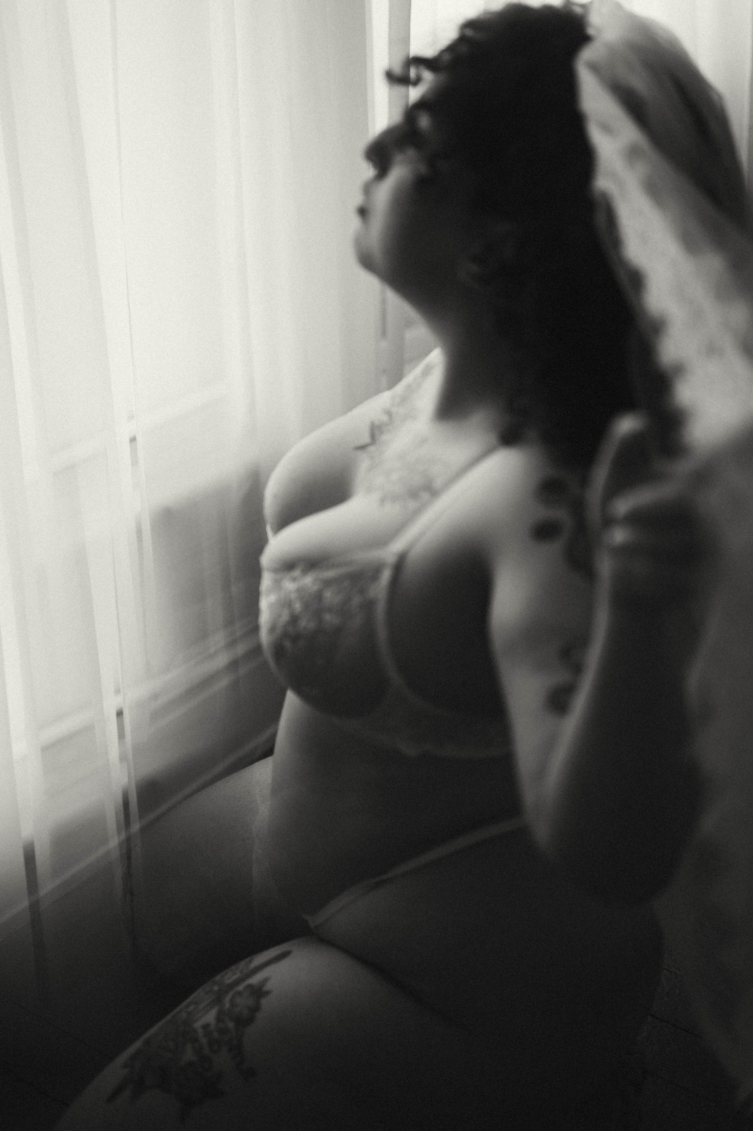 richmond-bridal-boudoir-film-photography-01.jpg