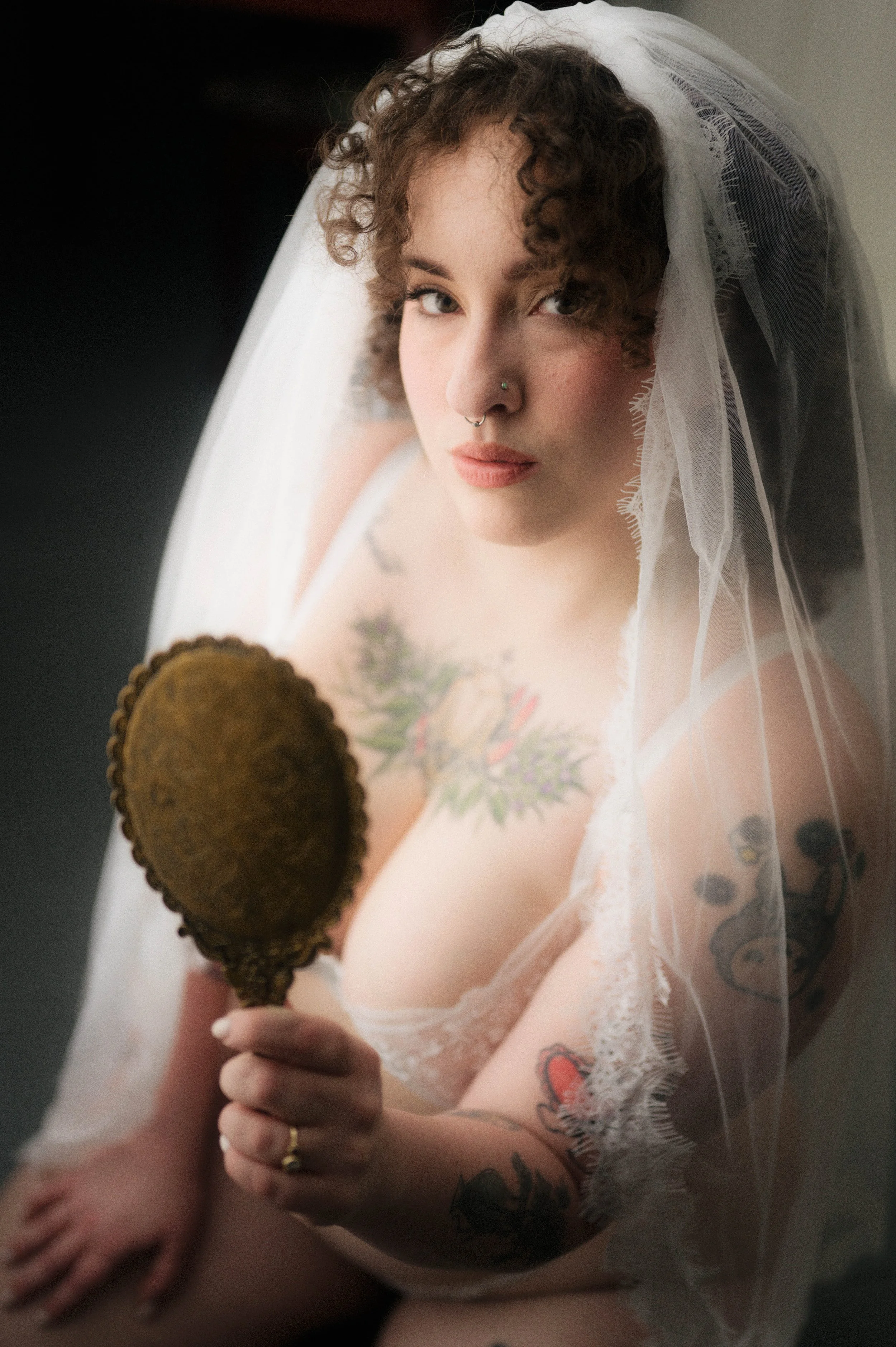 vintage-inspired-bridal-boudoir-25.jpg