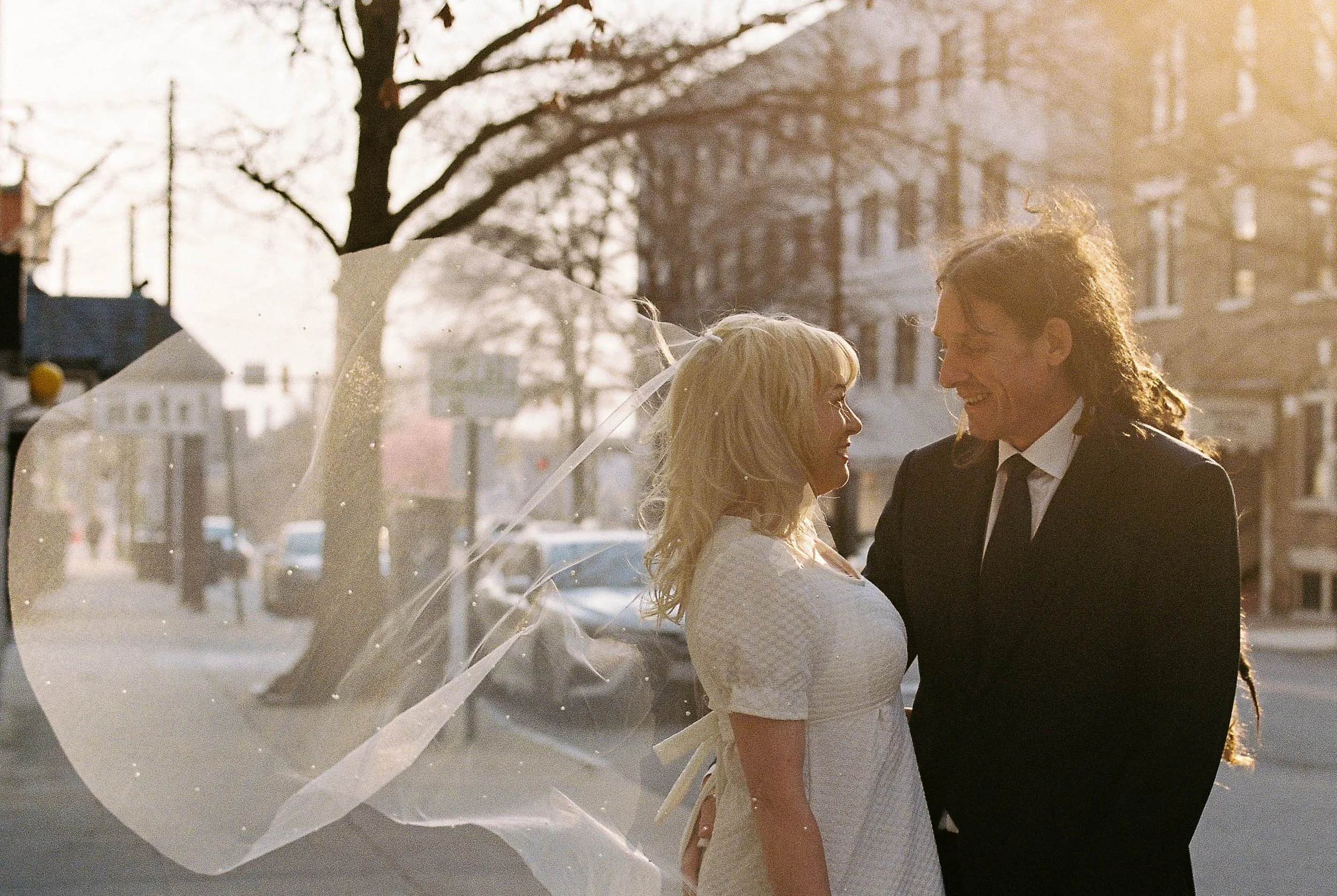 richmond-va-elopement-lucky-in-love-chapel-hannah-louise-photo-5.jpg
