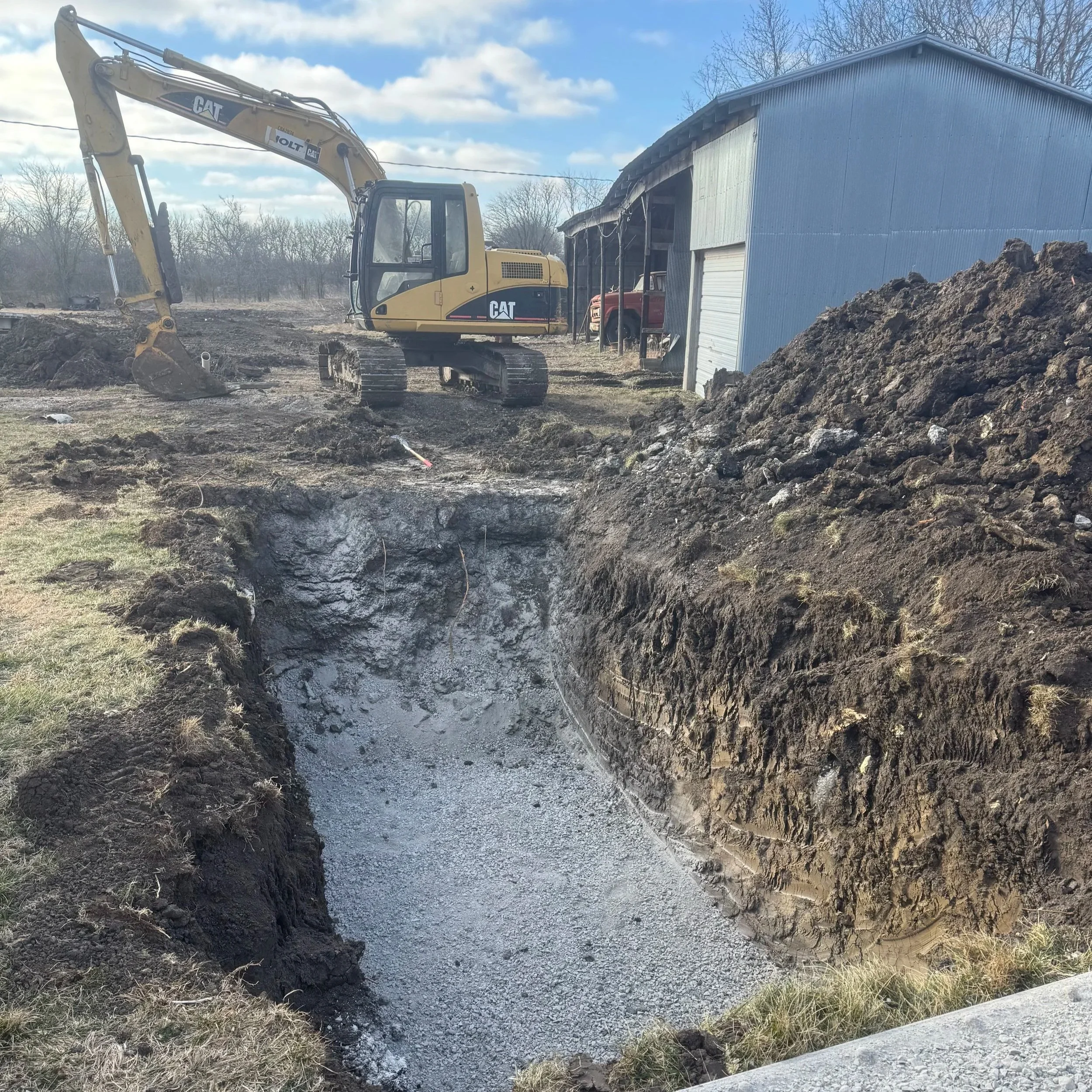 From building pads to drainage ditches, Gilkeson Enterprises can handle any and all of your excavation needs.