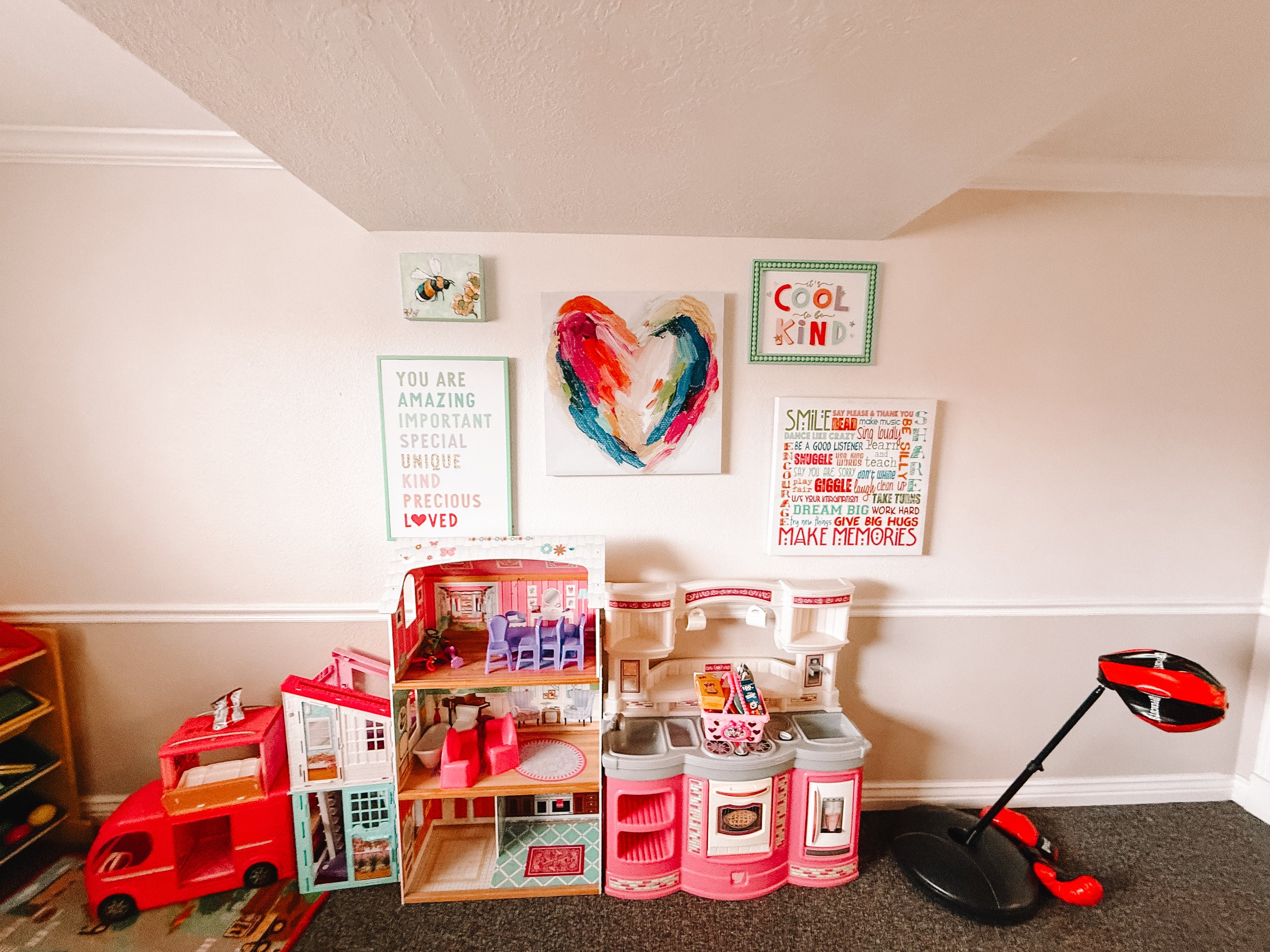 Play room at Blue Bee Counseling