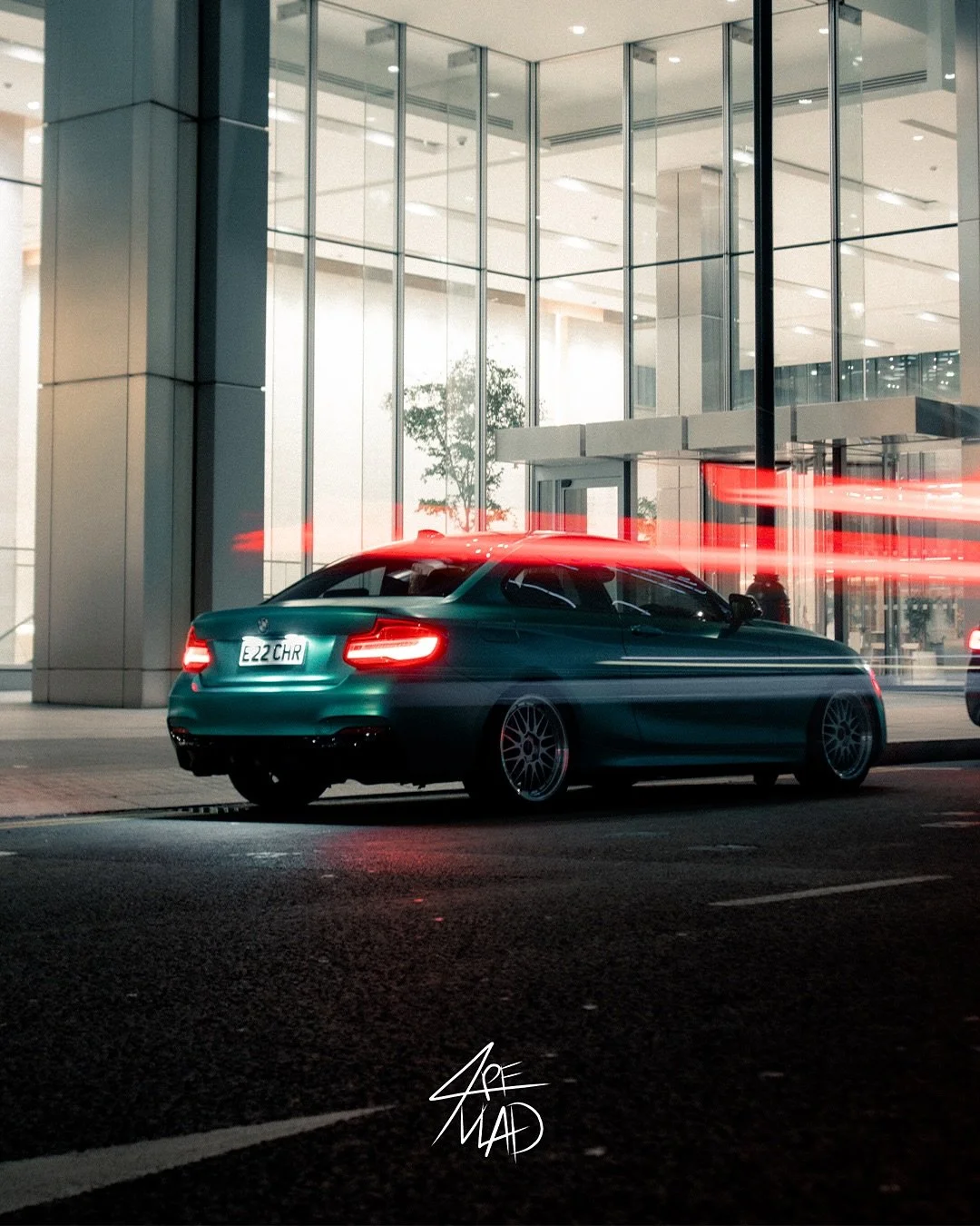 👀
@b38chr

#cars #bmw #scenery #canarywharf #explore #fypage #nightphotography