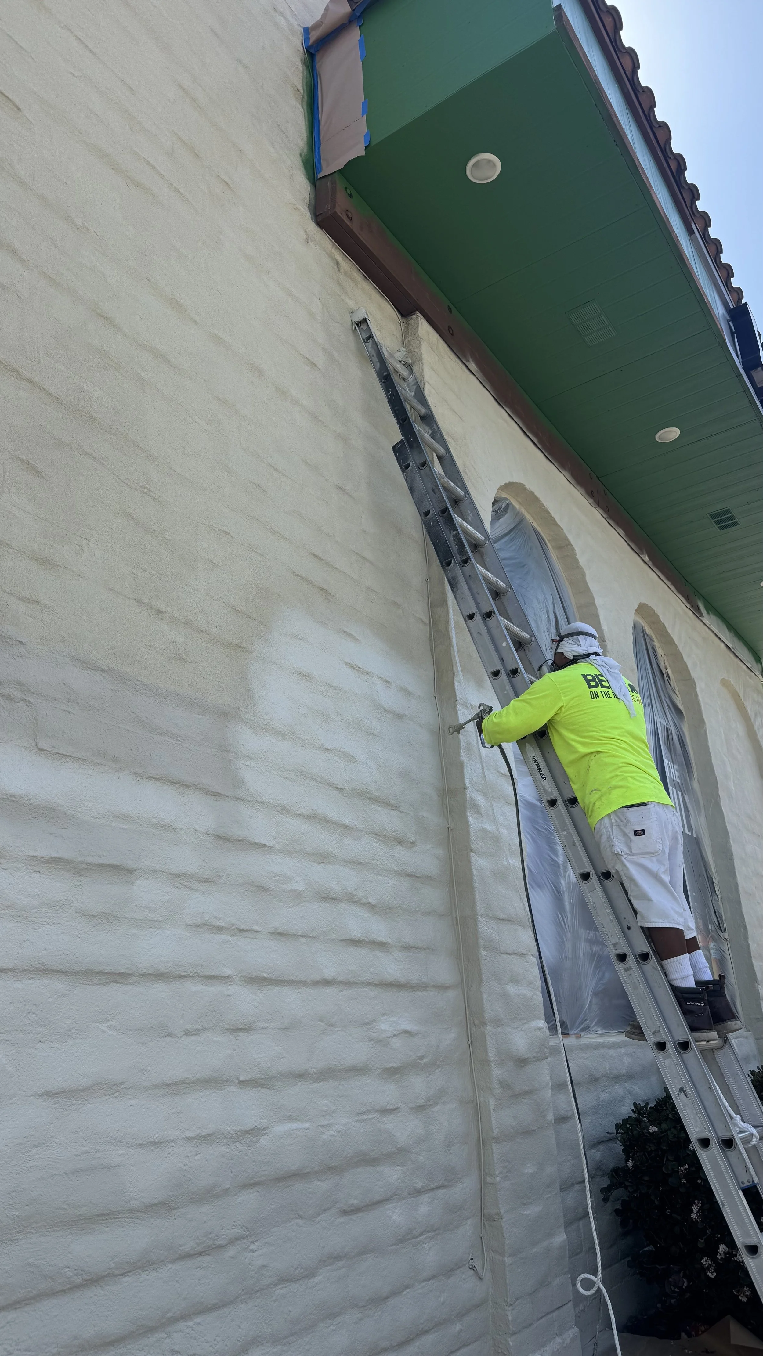 𝗗𝗨𝗥𝗜𝗡𝗚: Exterior Priming 