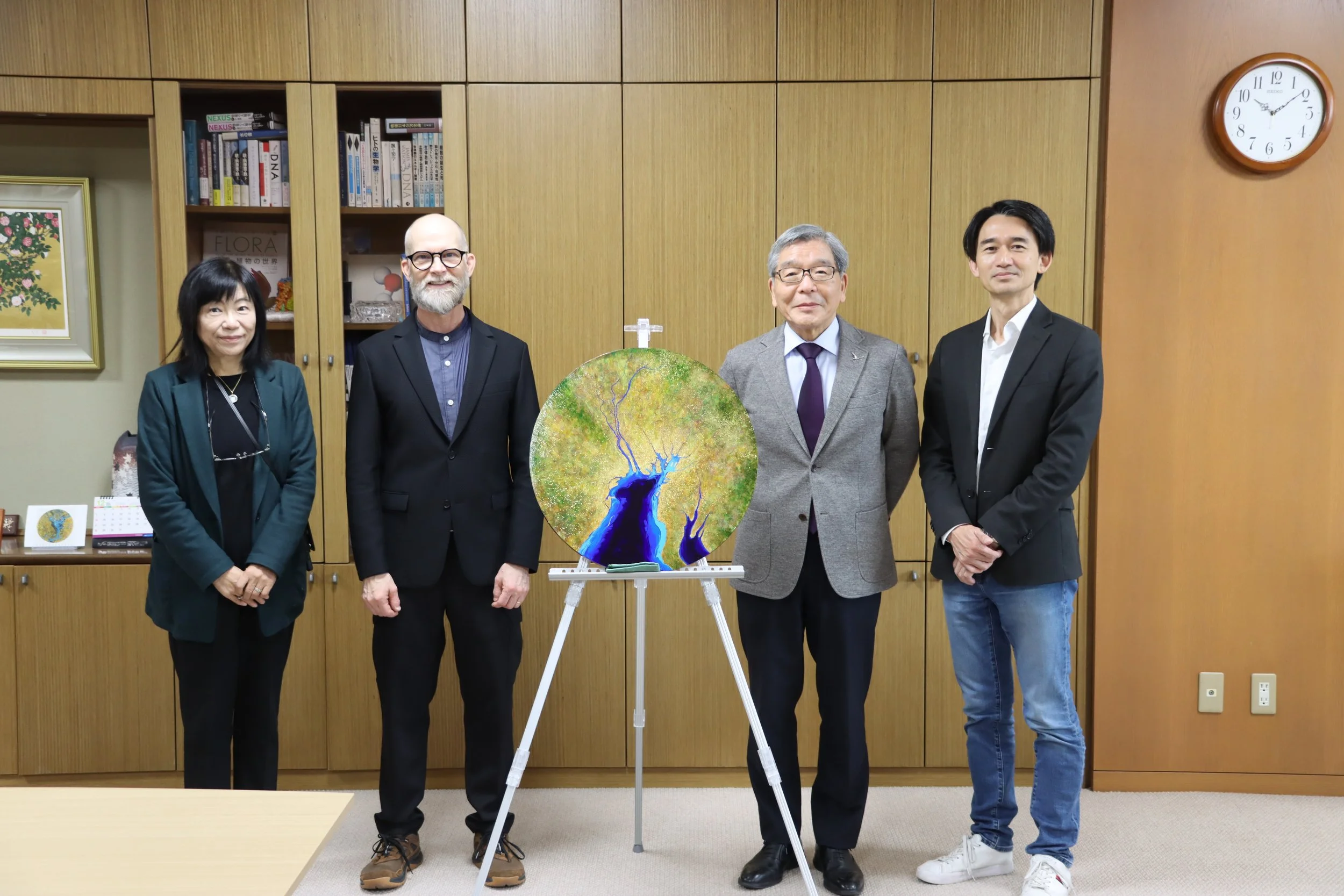 Chubu University Visiting Professorship painting handover