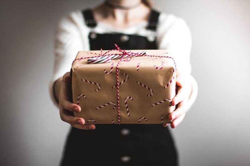 Sustainable Holiday Gift Guide: Tis the Season to be a Responsible Shopper