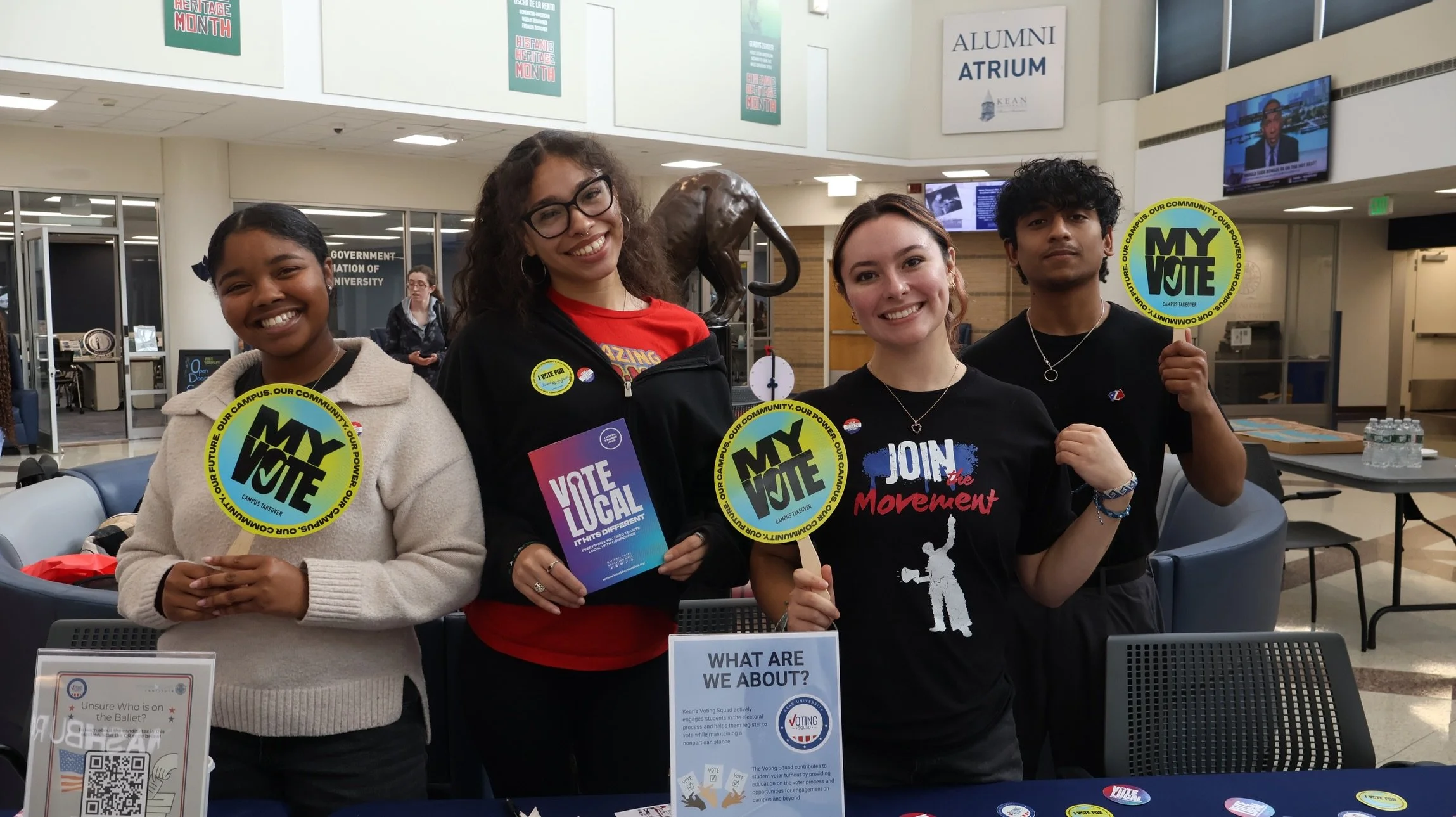 In this house, we vote 🗳️ 

Our team hosted The House of Votes Program where students:
✅ learned the importance of voting &amp; voting rights
✅ how to register for the upcoming midterm election
✅ how to navigate voting websites &amp; polling station