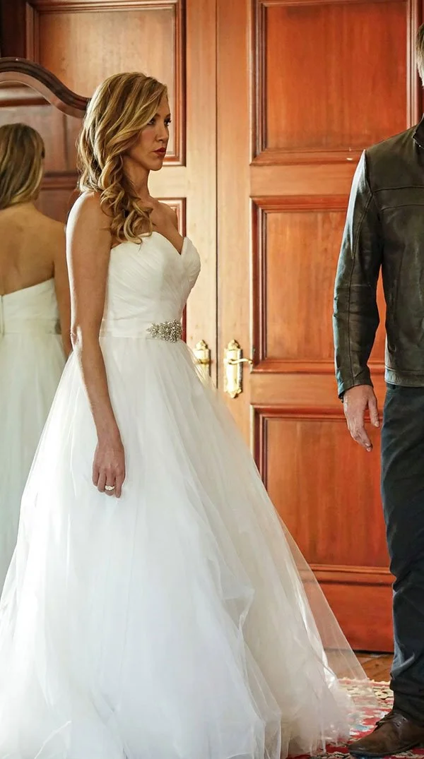 Katie Cassidy Arrow wedding .jpg