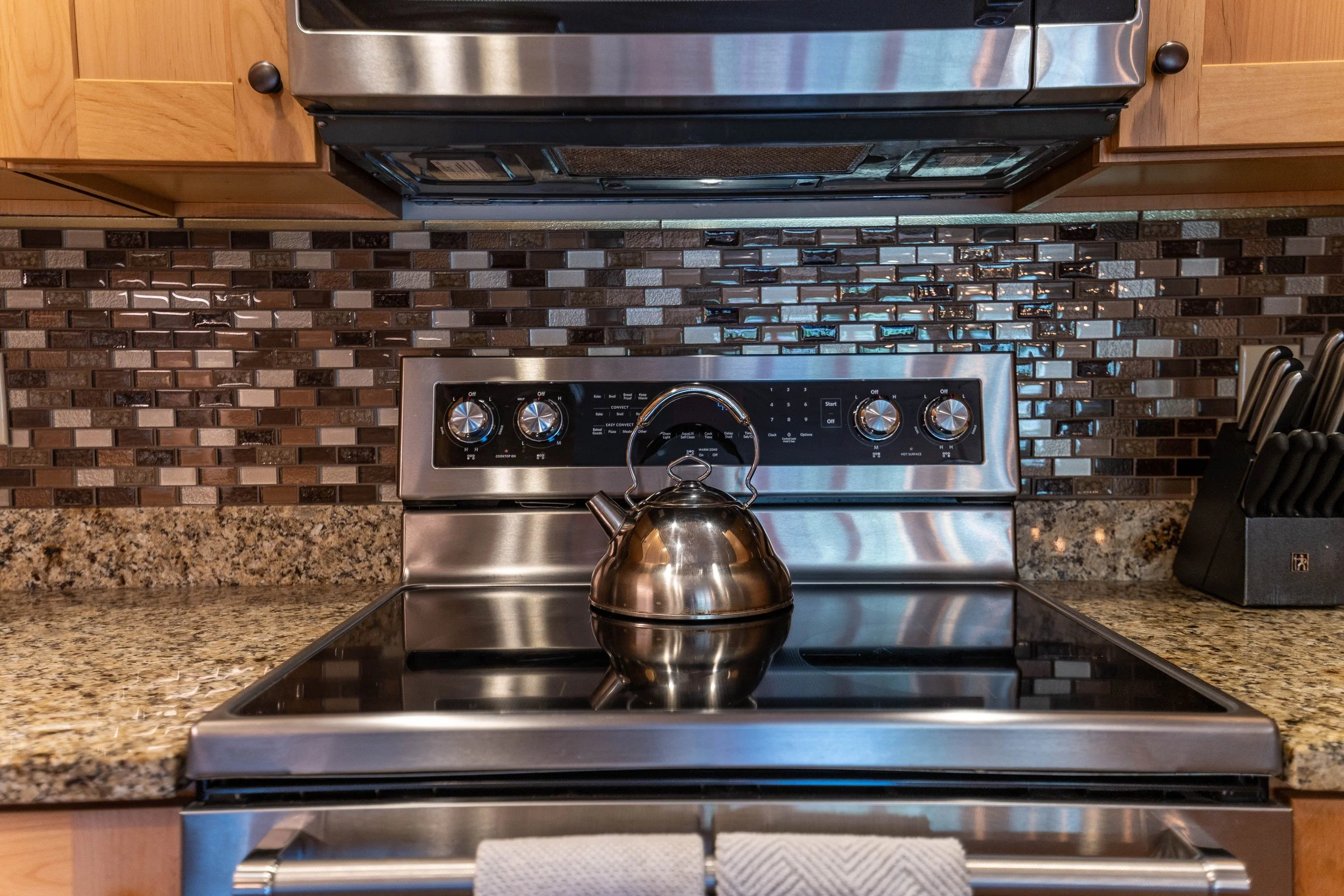 1203 Cranmore Kitchen.jpg