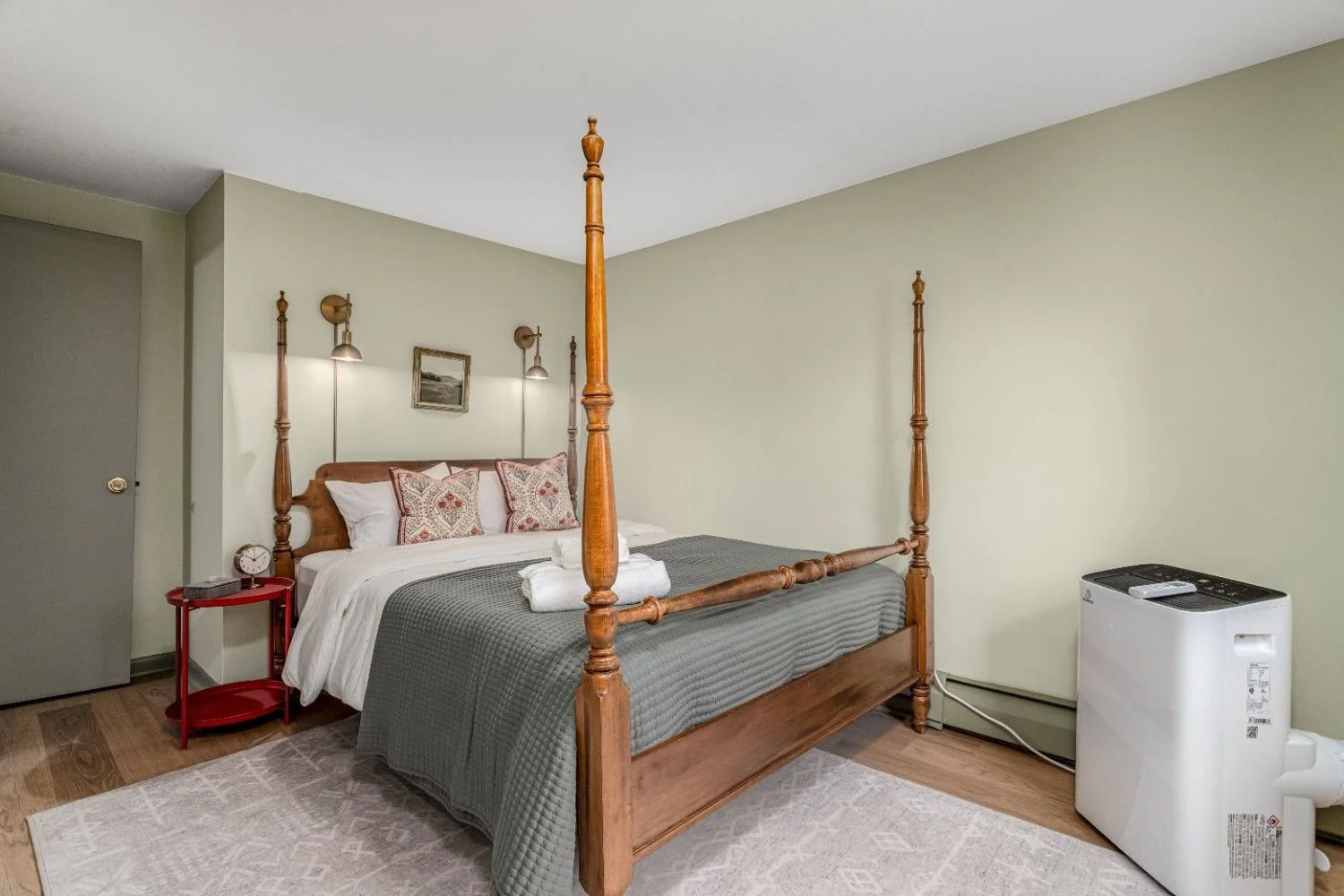 147MapleManorRdCenterConwayNH-22.JPG