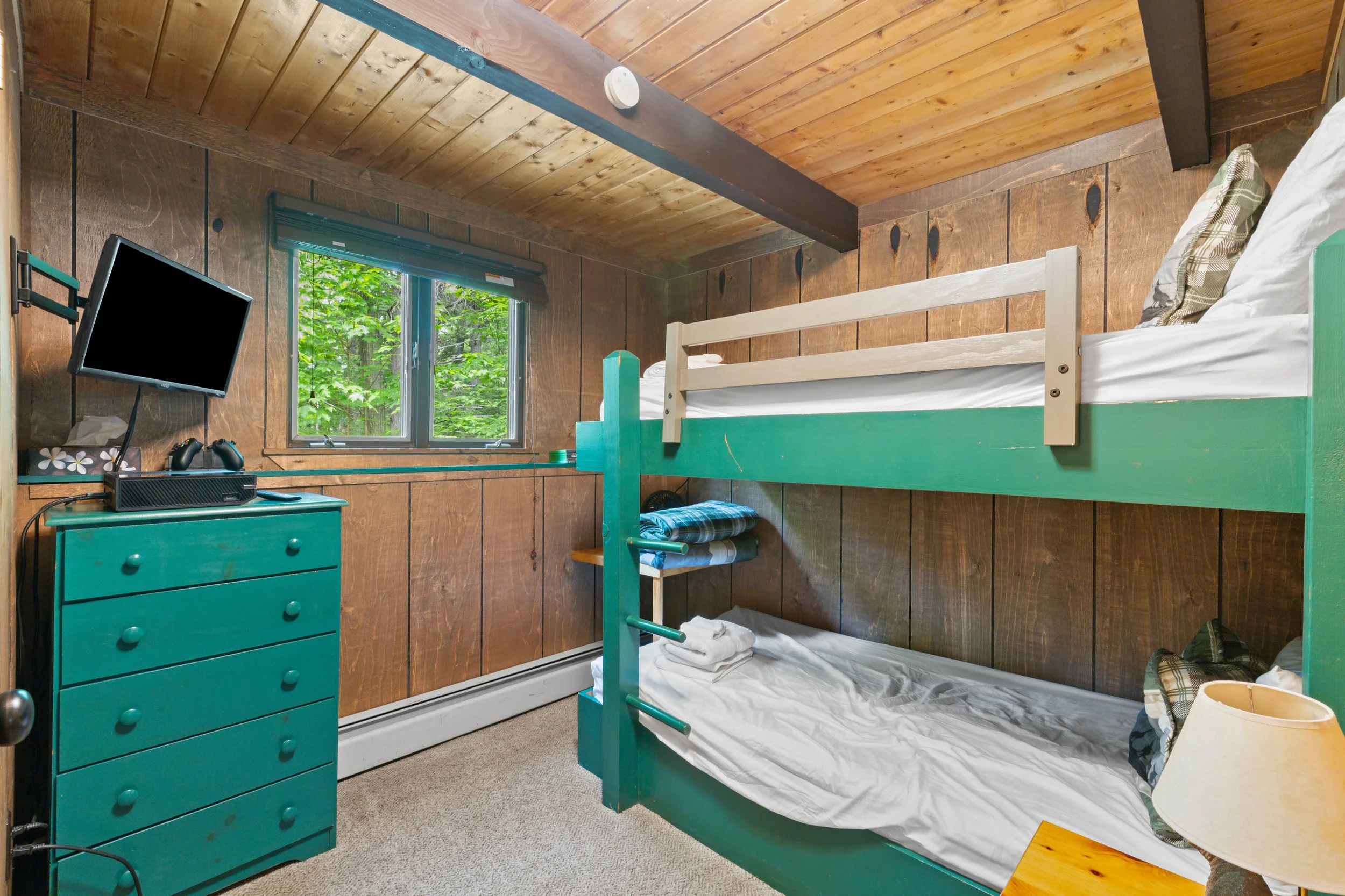 44 Aspen Bedroom 3.jpg