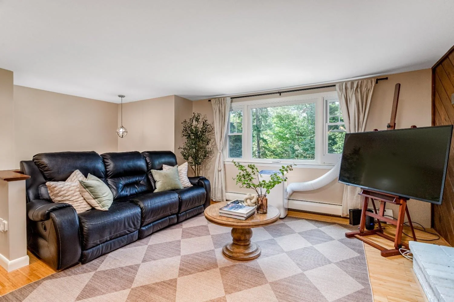 147MapleManorRdCenterConwayNH-2.JPG