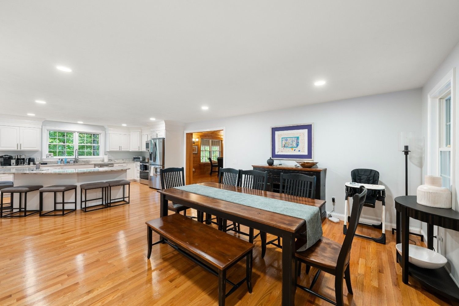 182TIMBERSHORE_DiningRoom7.jpg
